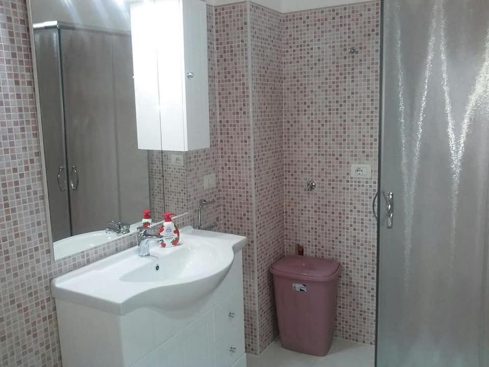 One-Bedroom House photo 3