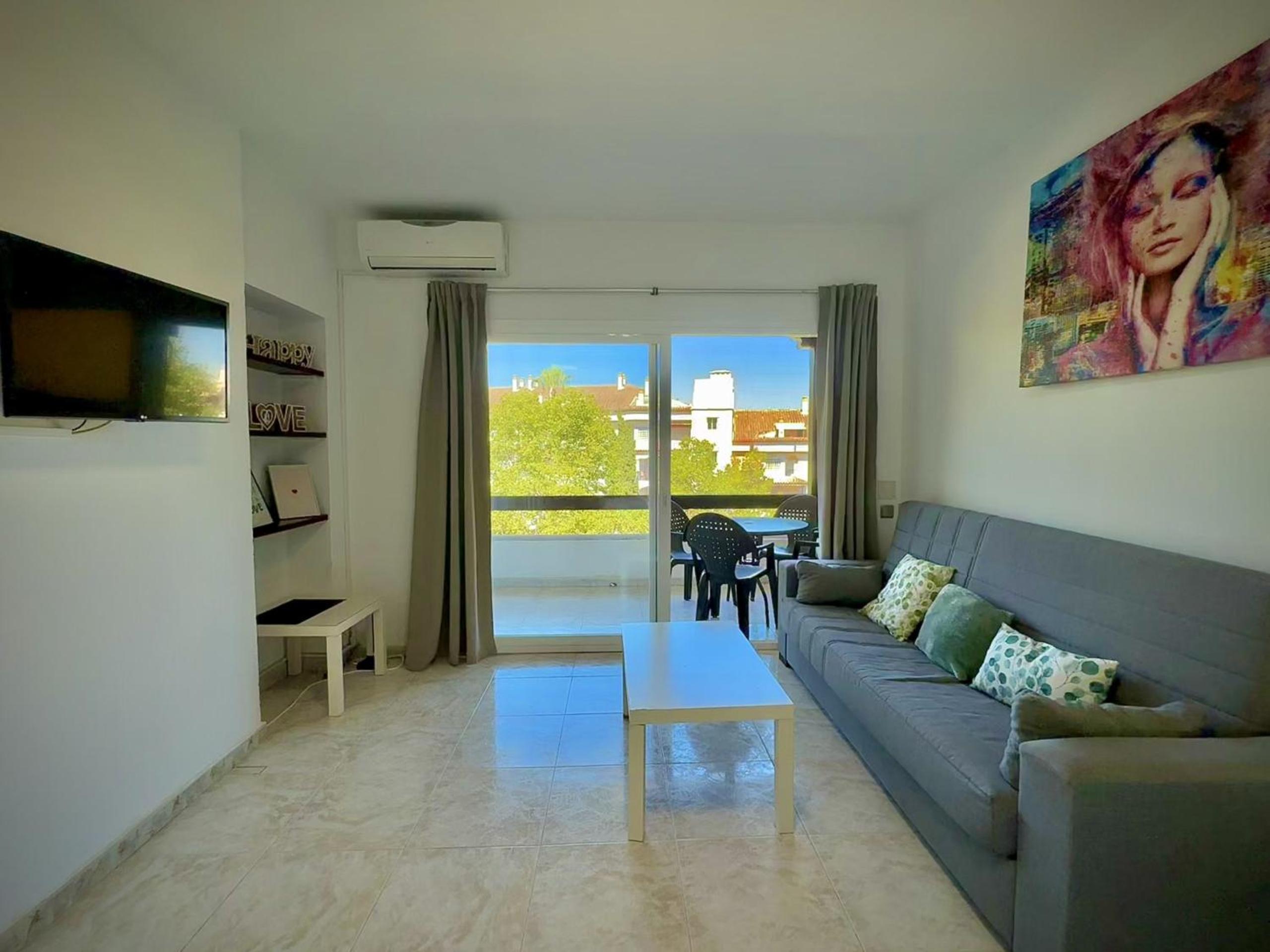 Estudio con terraza