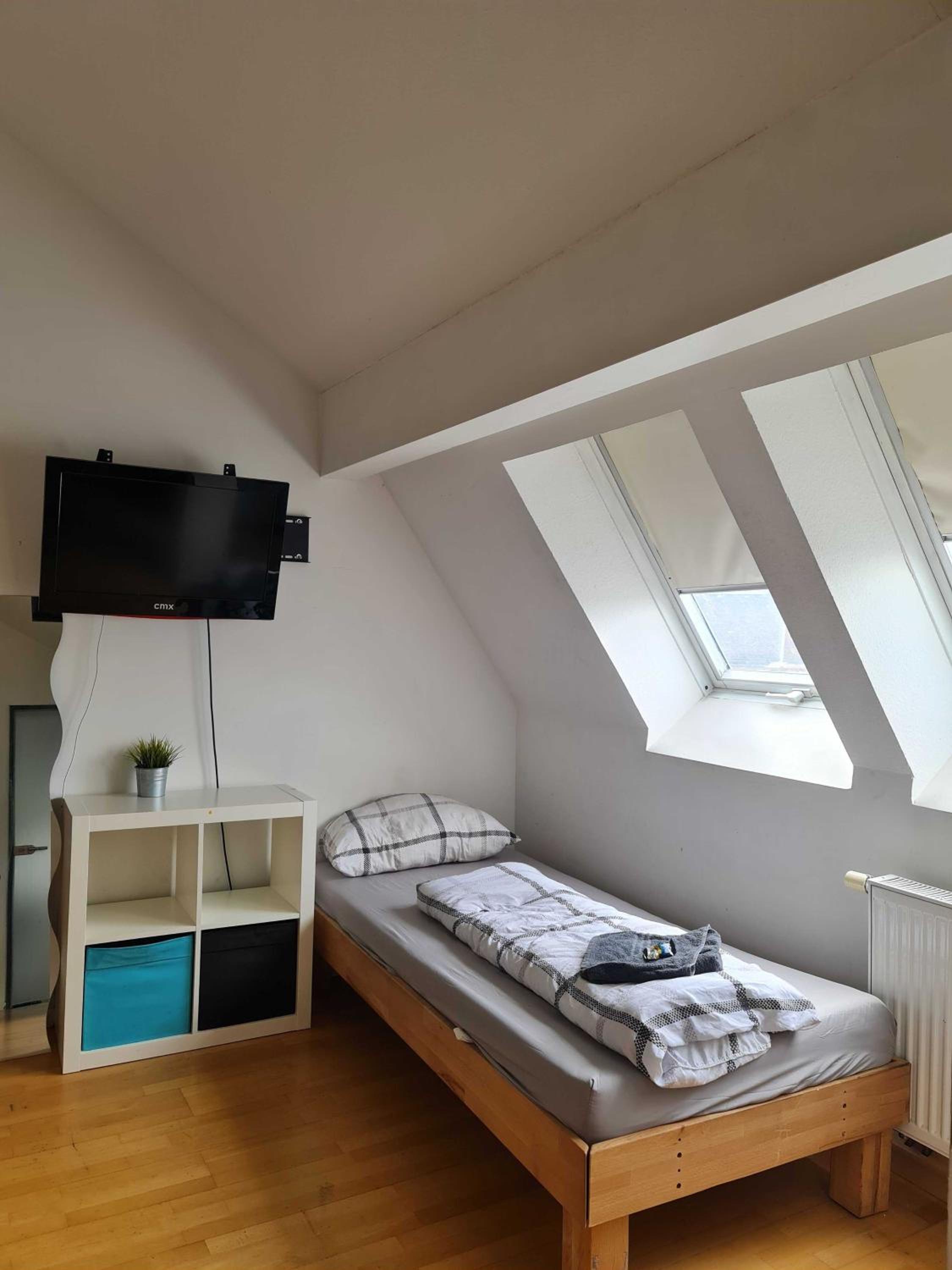 One-Bedroom Standard Apartment