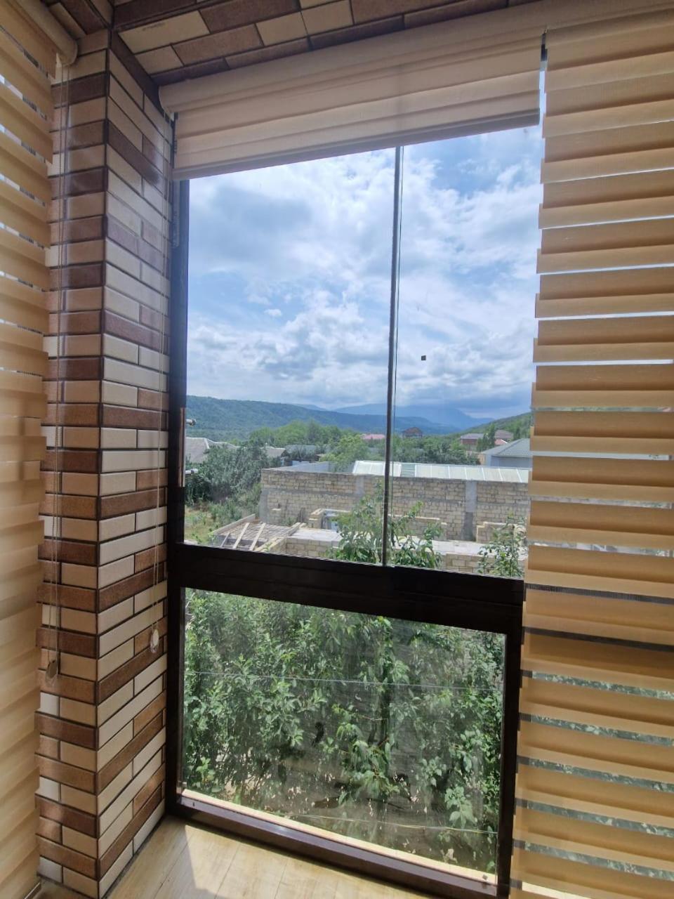 Villa photo 2