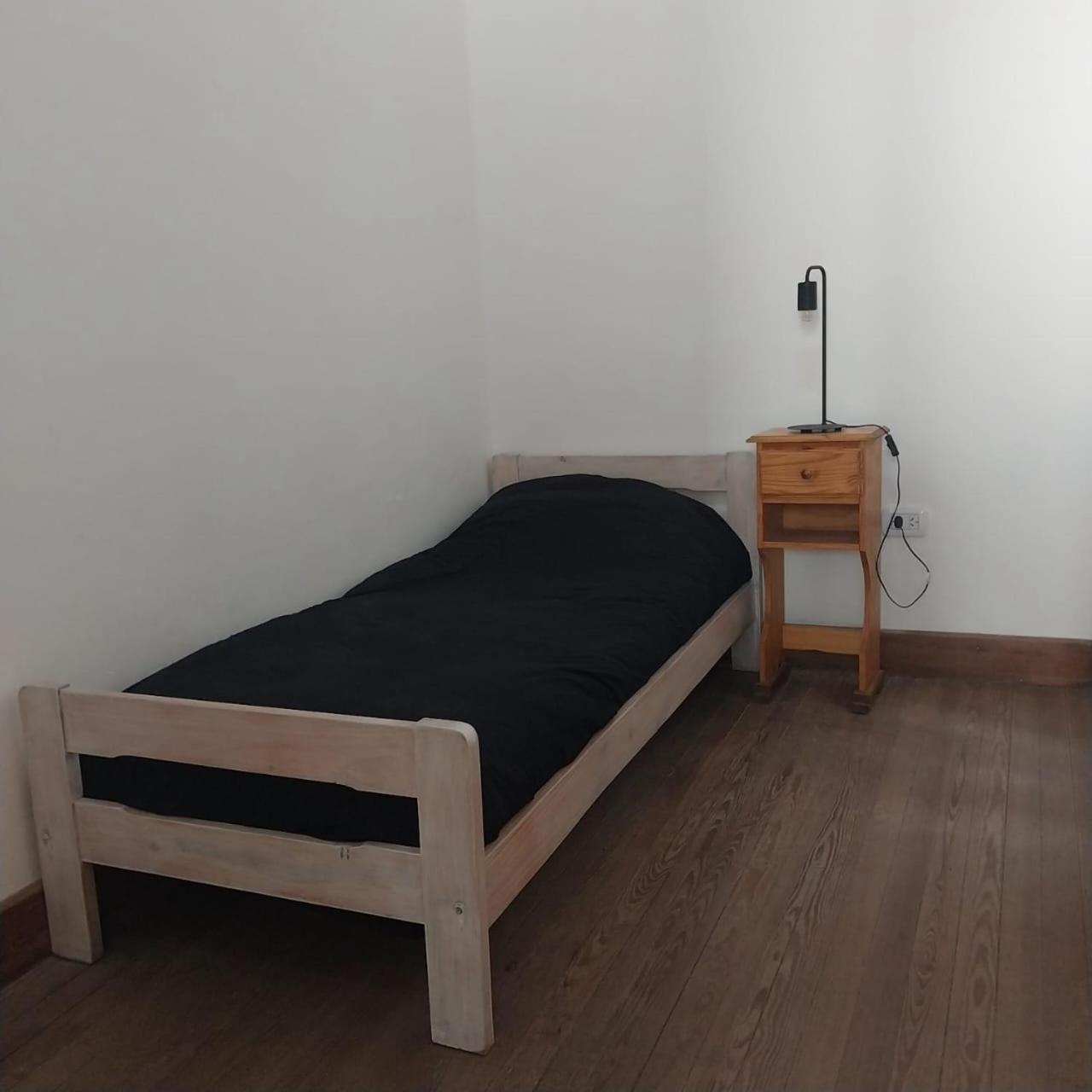 Single Room with Shared Bathroom photo 3