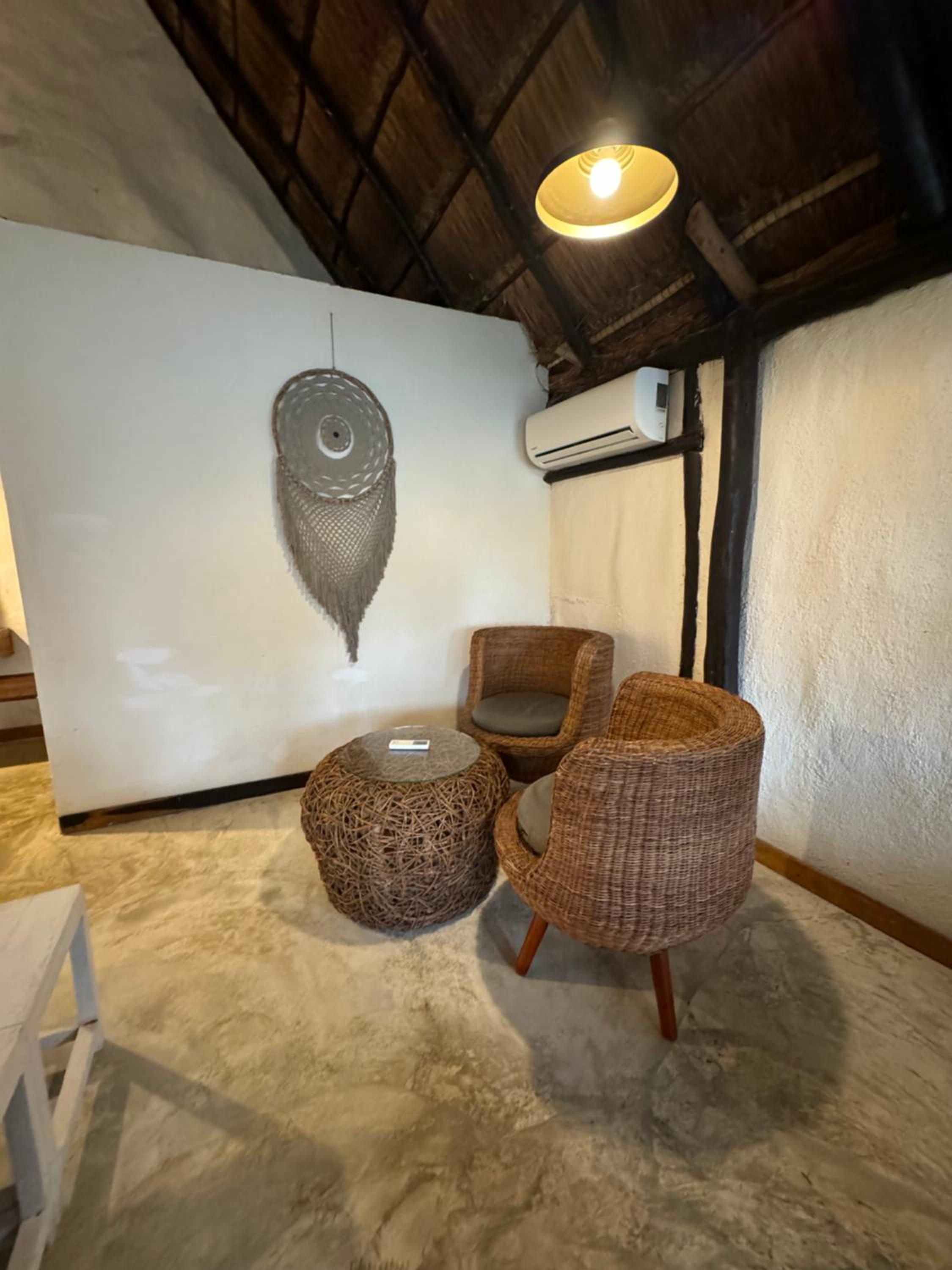 Standard King Room - Photo 49