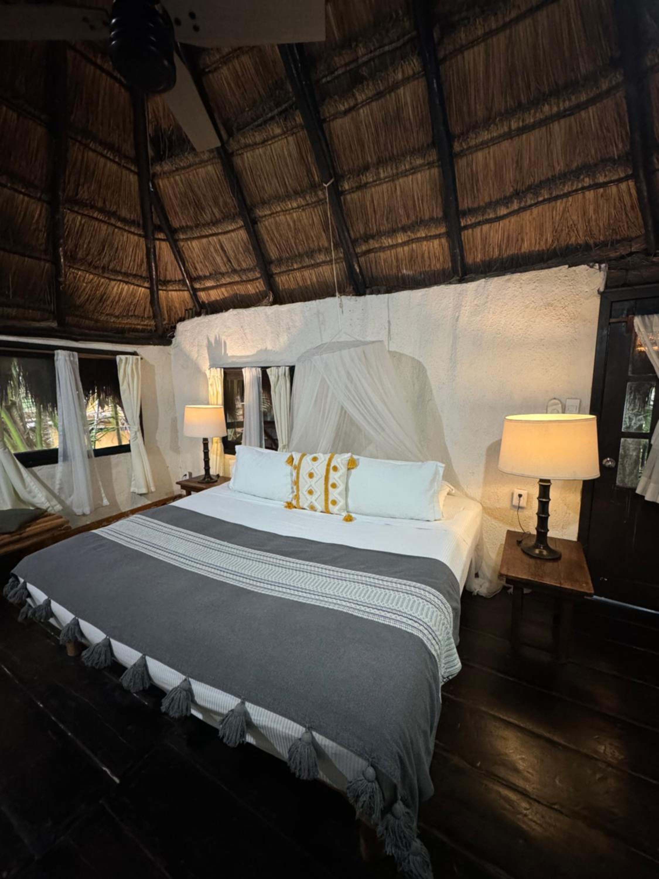 Standard King Room - Photo 1