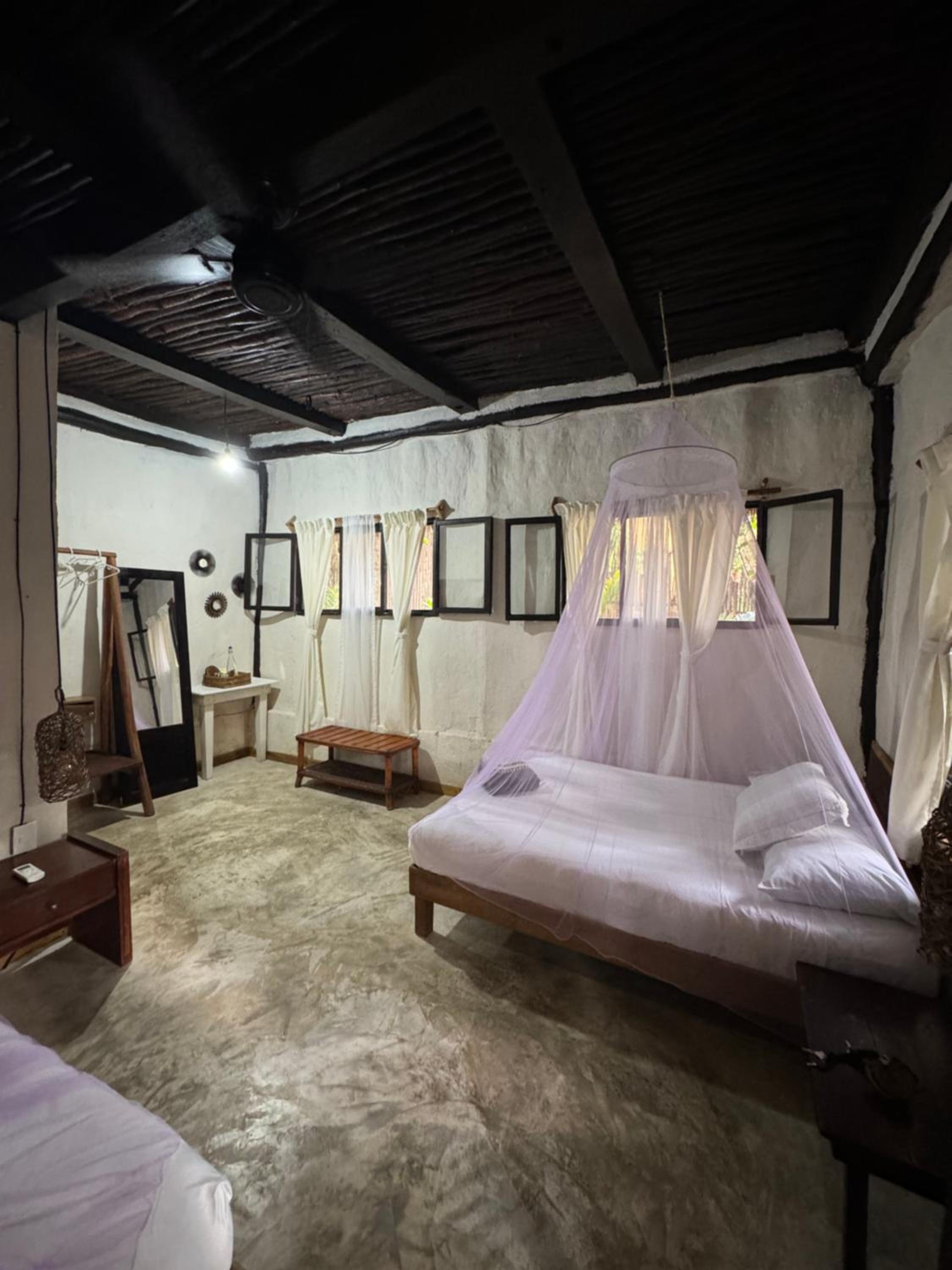Double Room with Two Double Beds - Photo 29