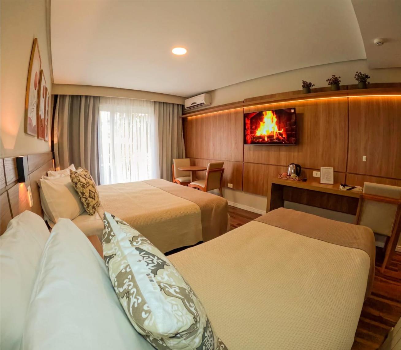 Deluxe Double Room photo 3