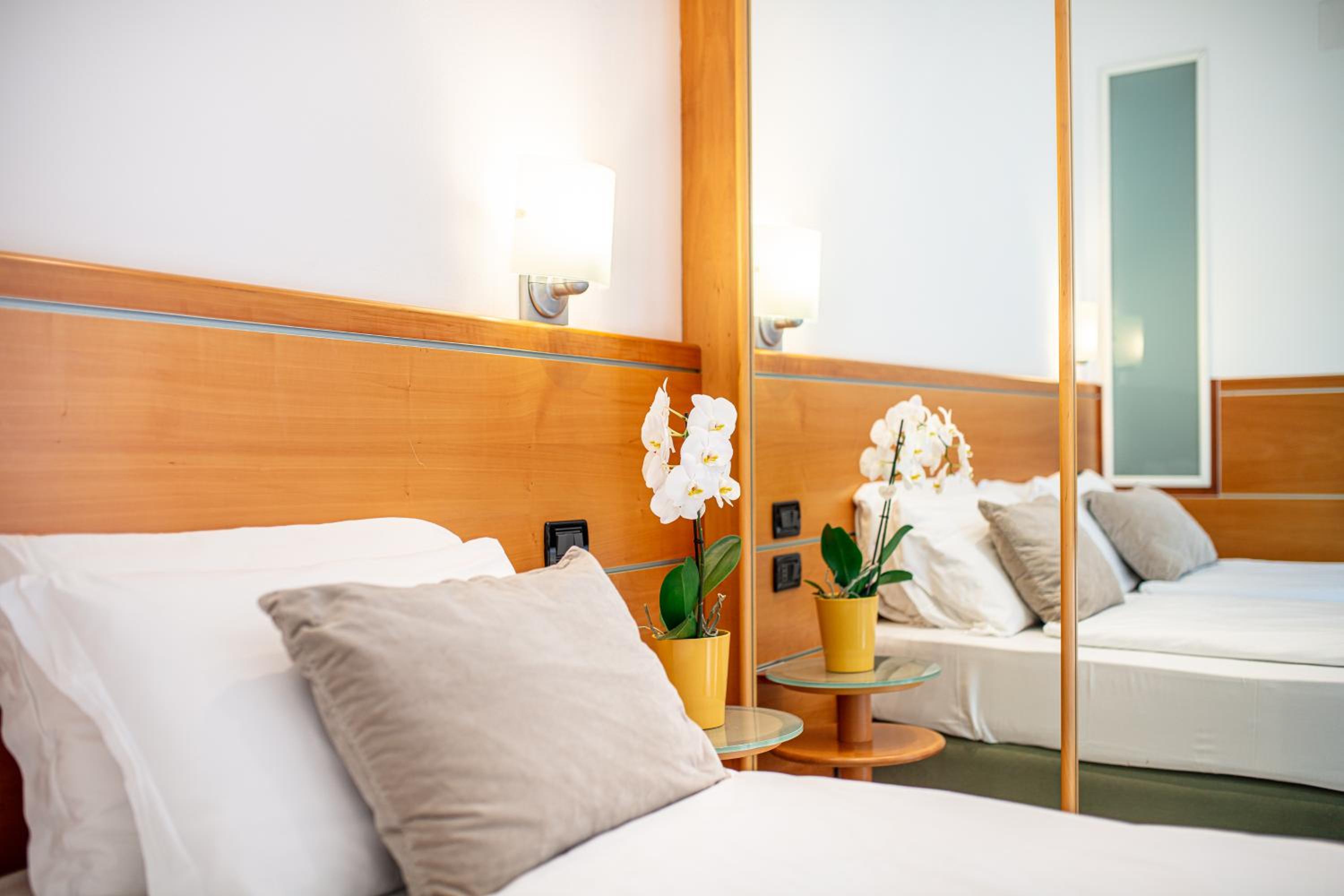 Classic Double Room - Photo 1