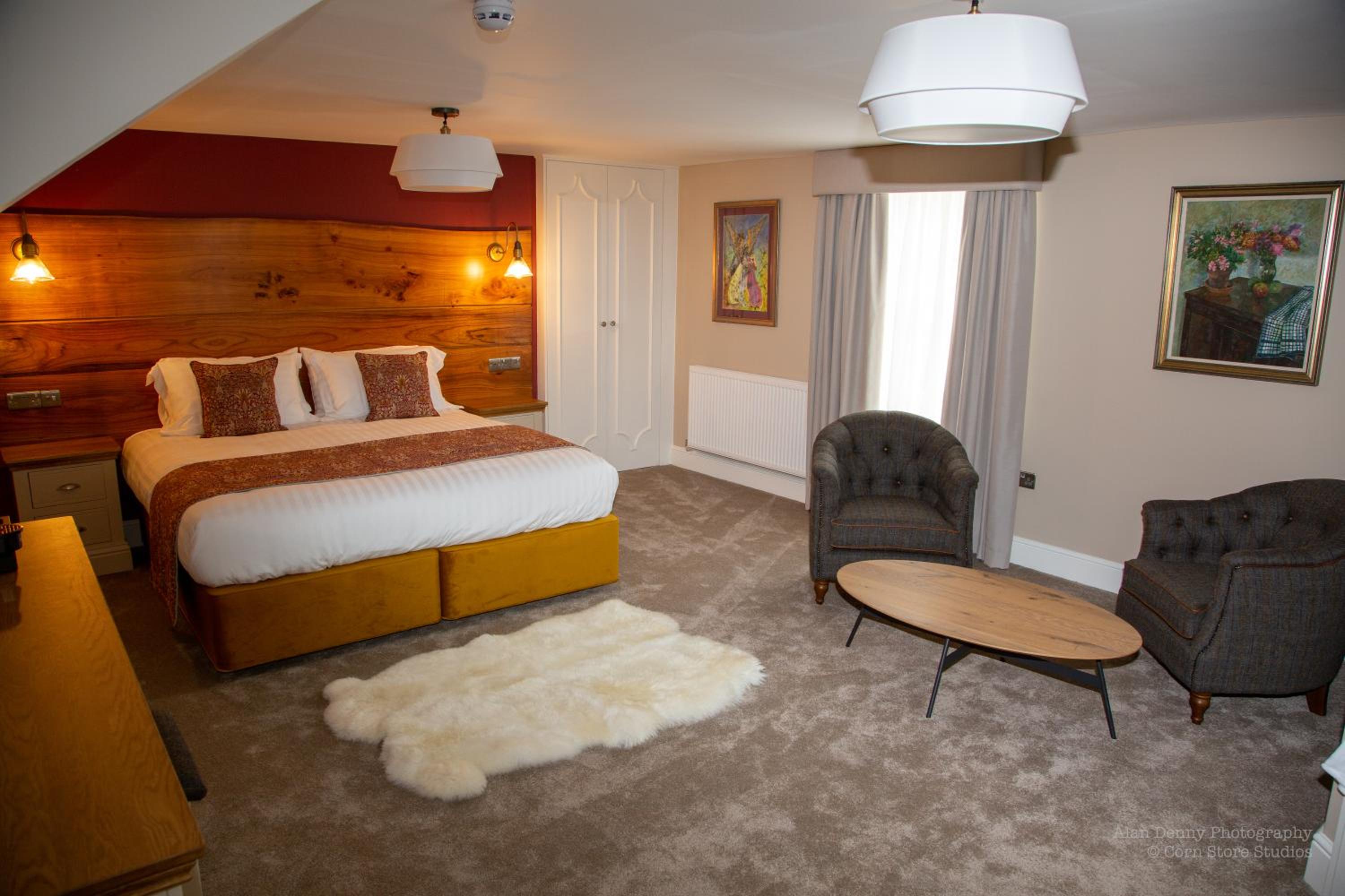 Superior King Room photo 1