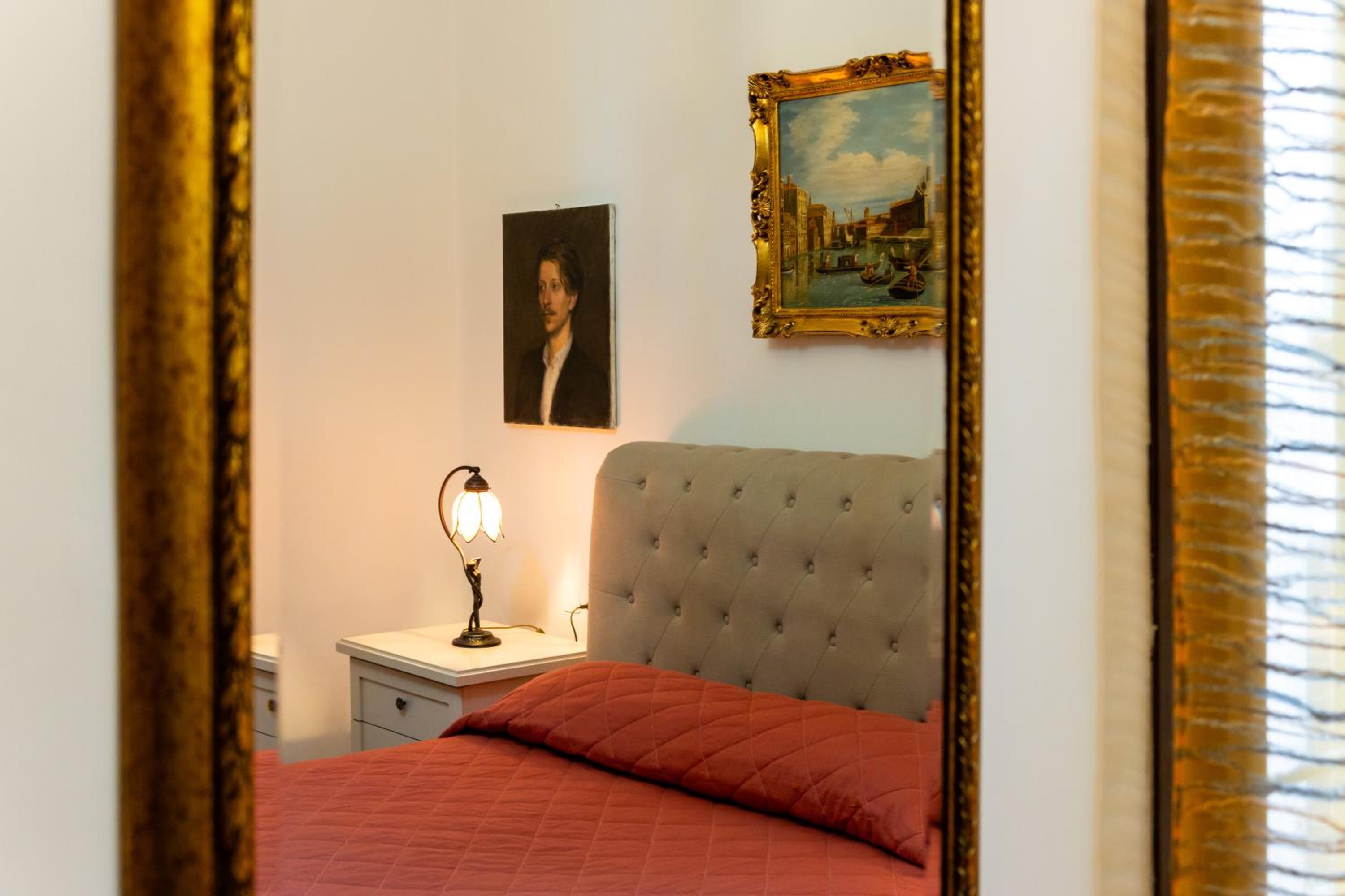 Apartment photo 1