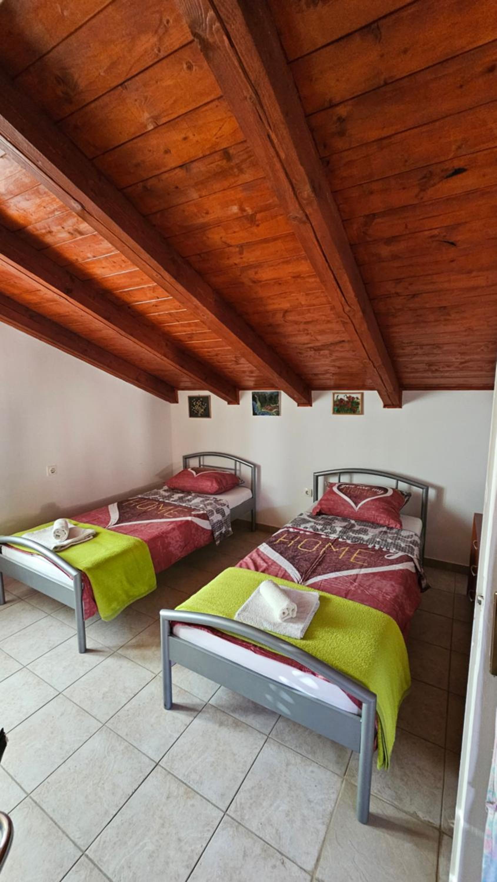Three-Bedroom House photo 3