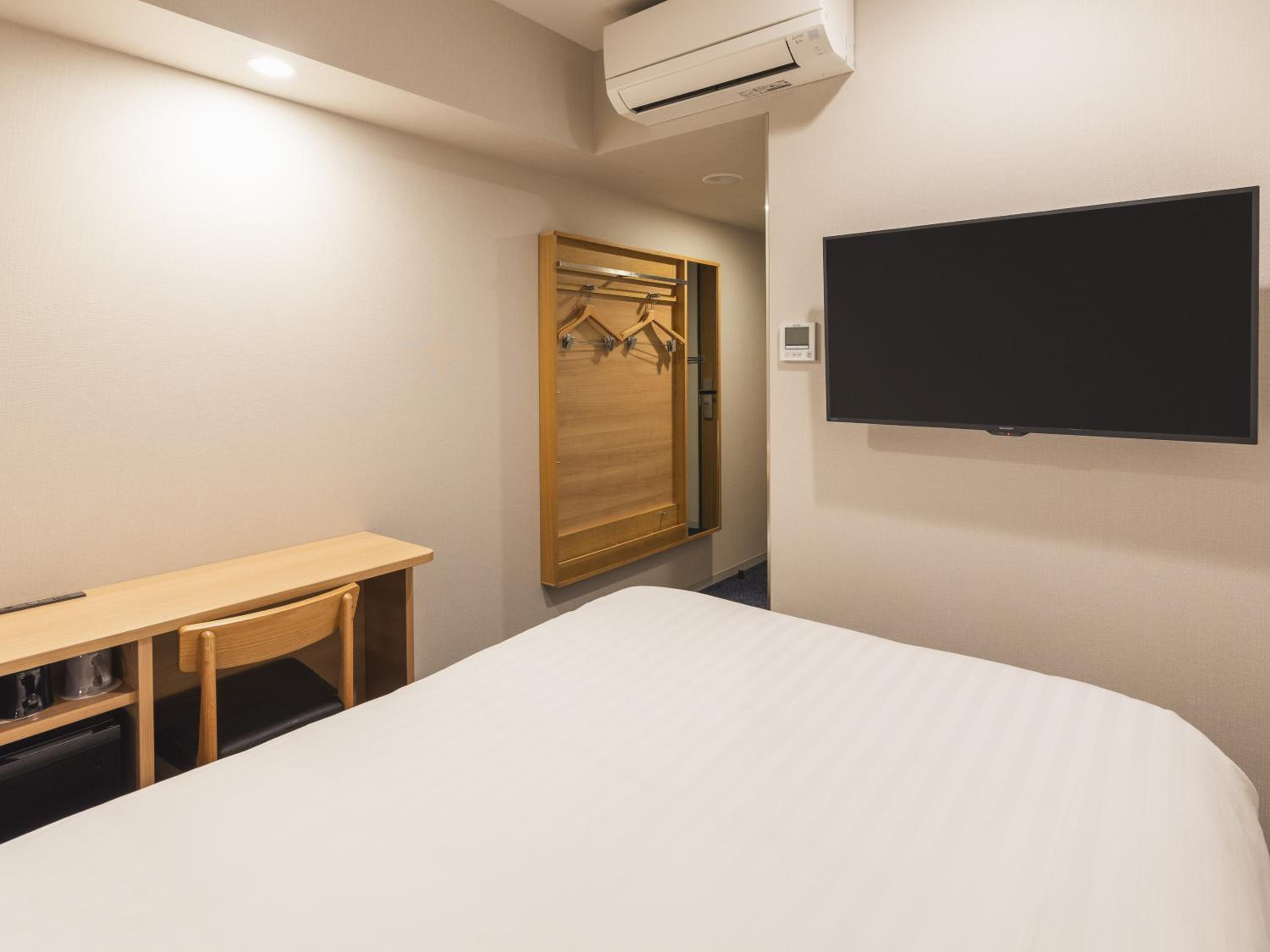 Standard Double Room - Non-Smoking - Photo 3
