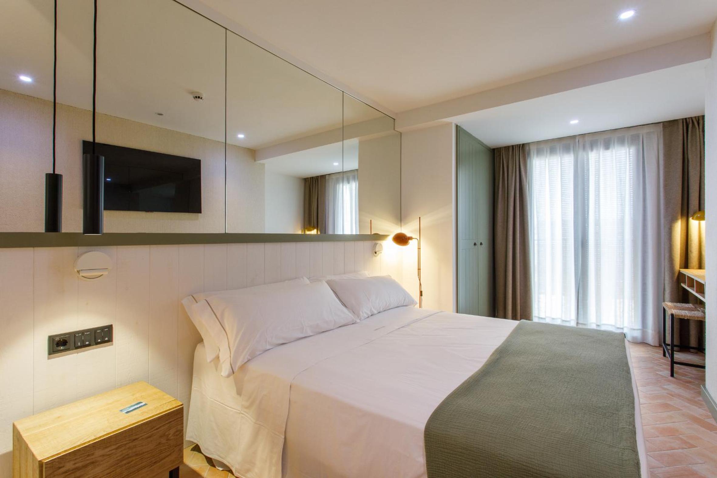 Double Room - Photo 1