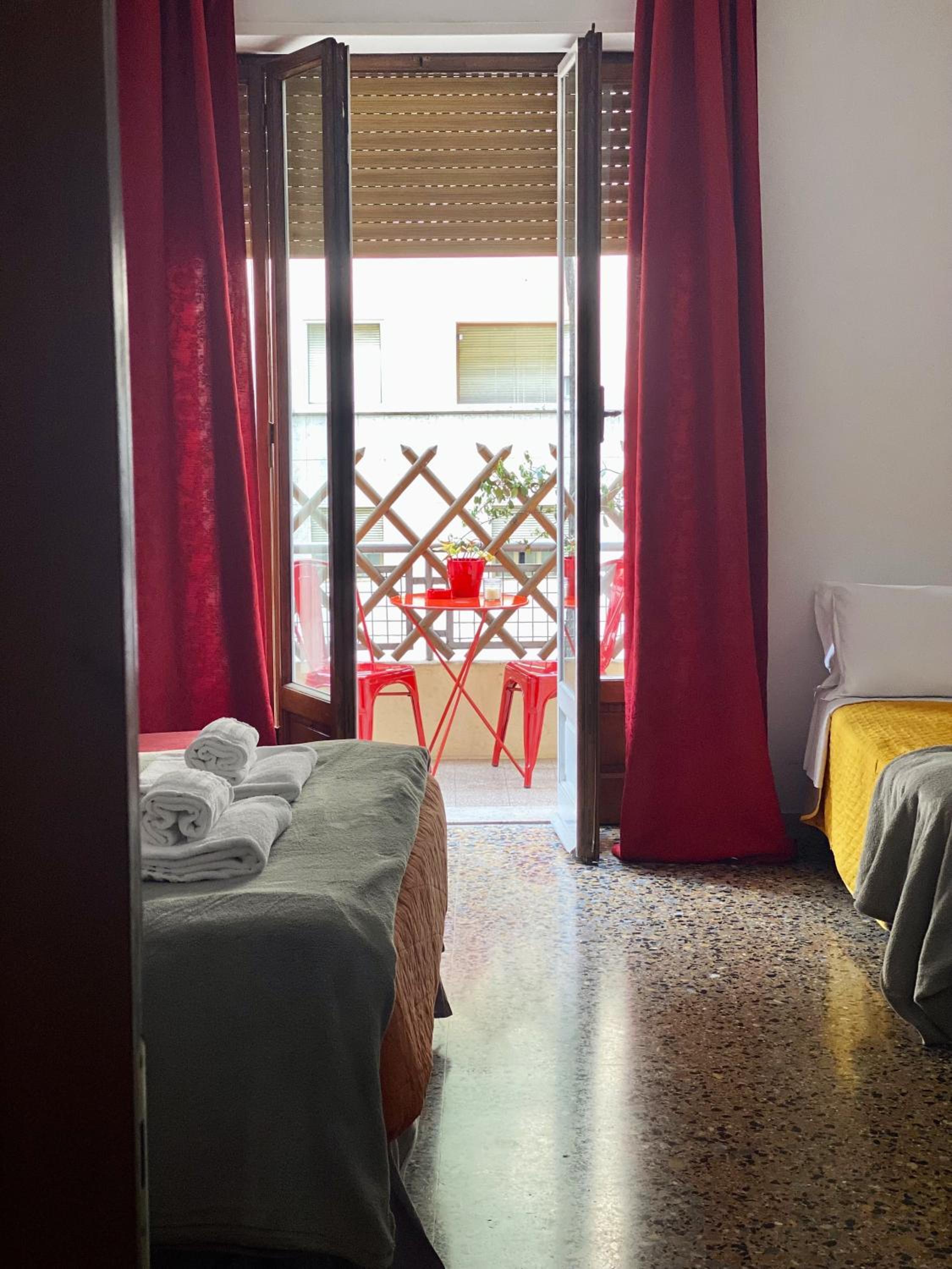 Triple Room with Private External Bathroom