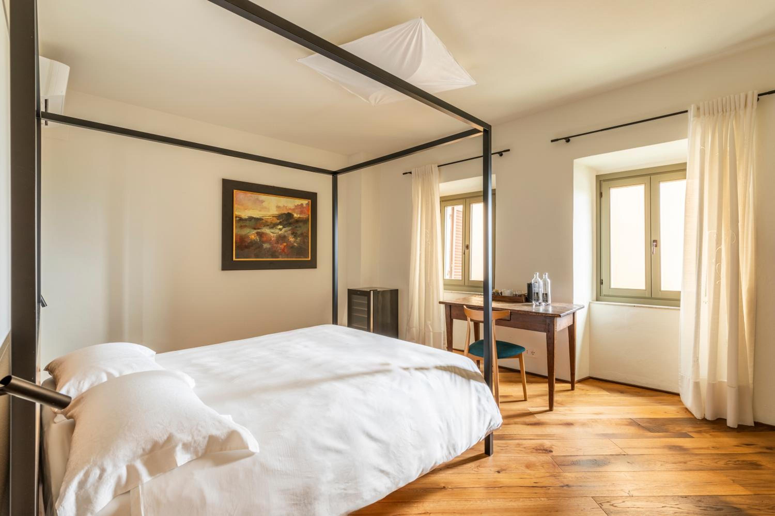 Large Double Room photo 3