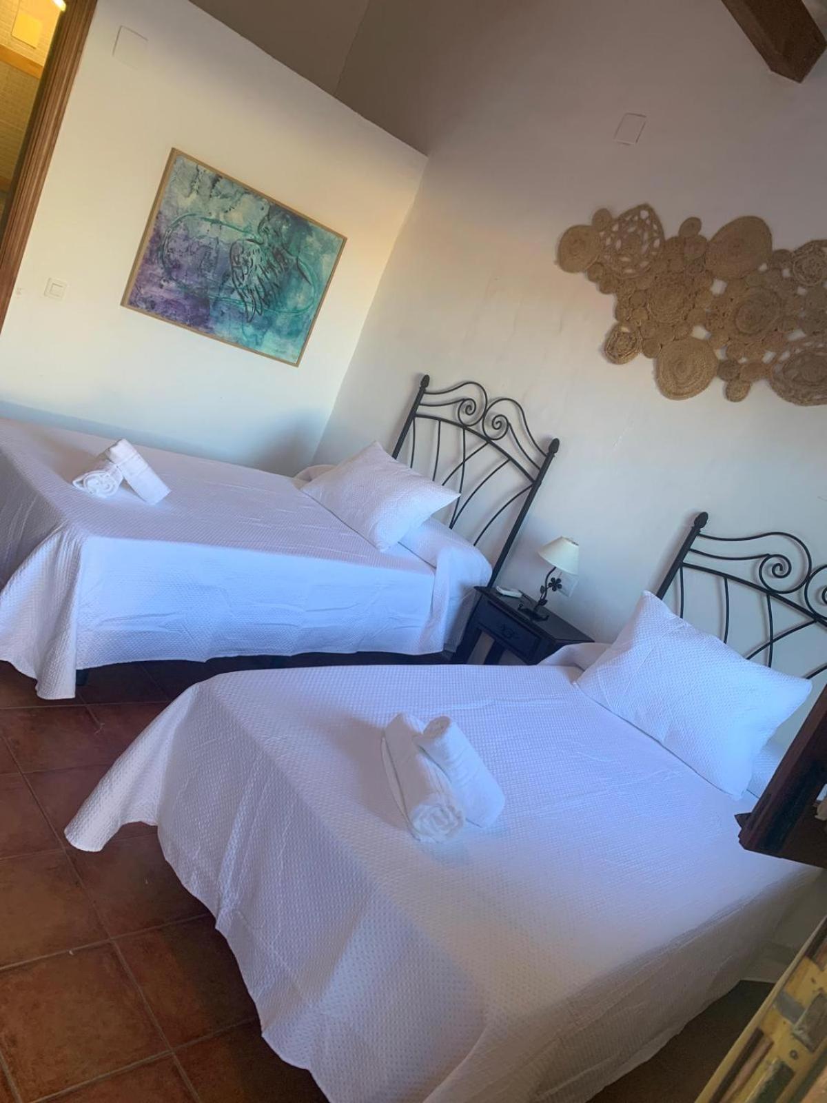 Habitación Doble con Baño Privado
