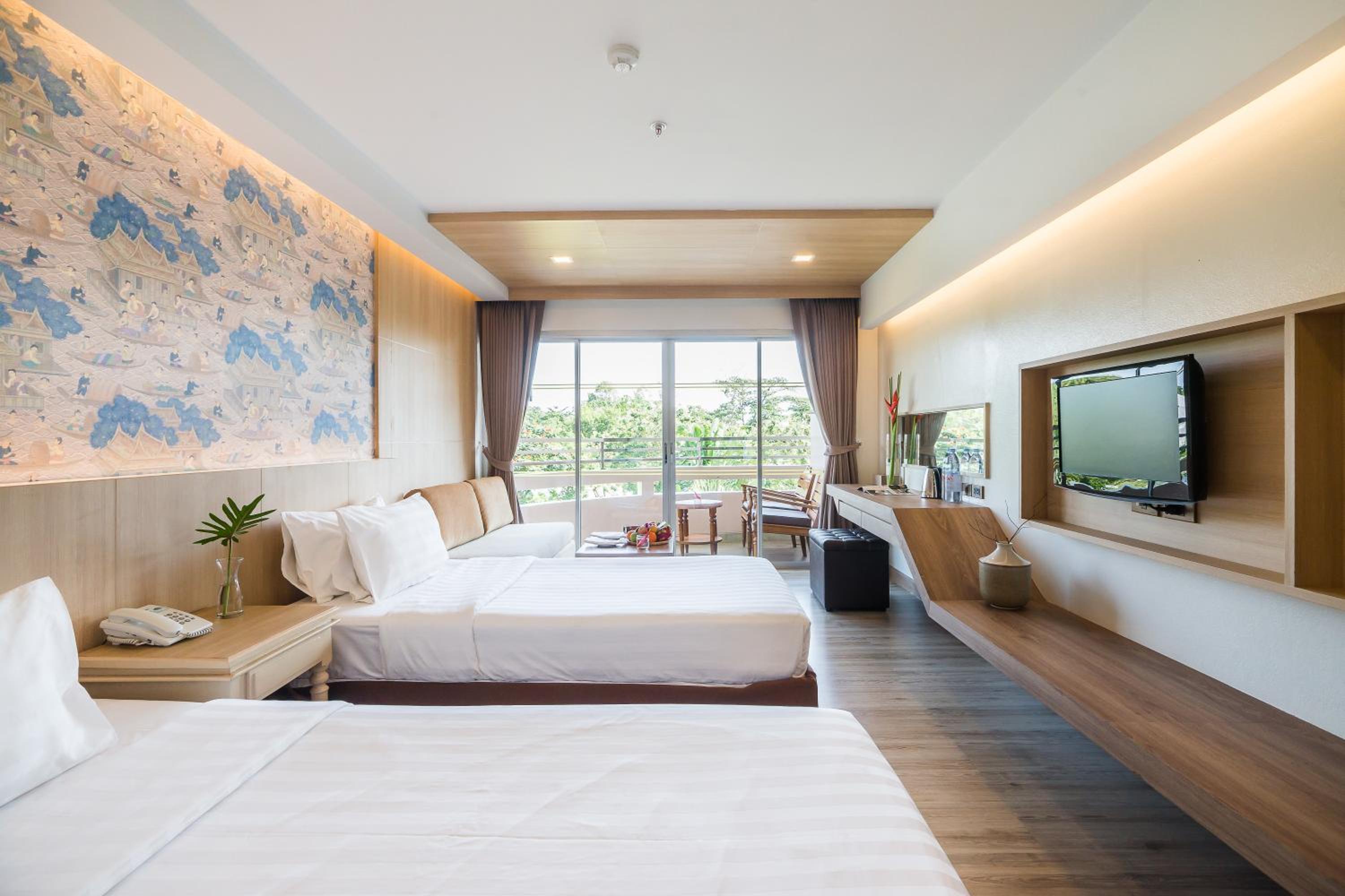 Deluxe Twin Room - Ocean Building photo 3