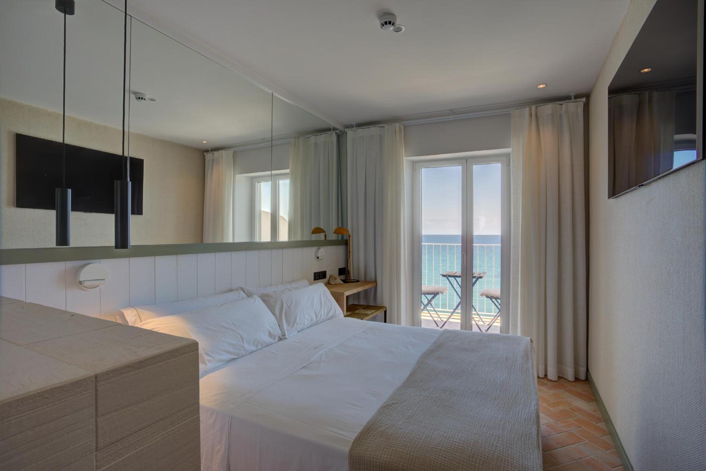Habitación Doble con Vista al Mar