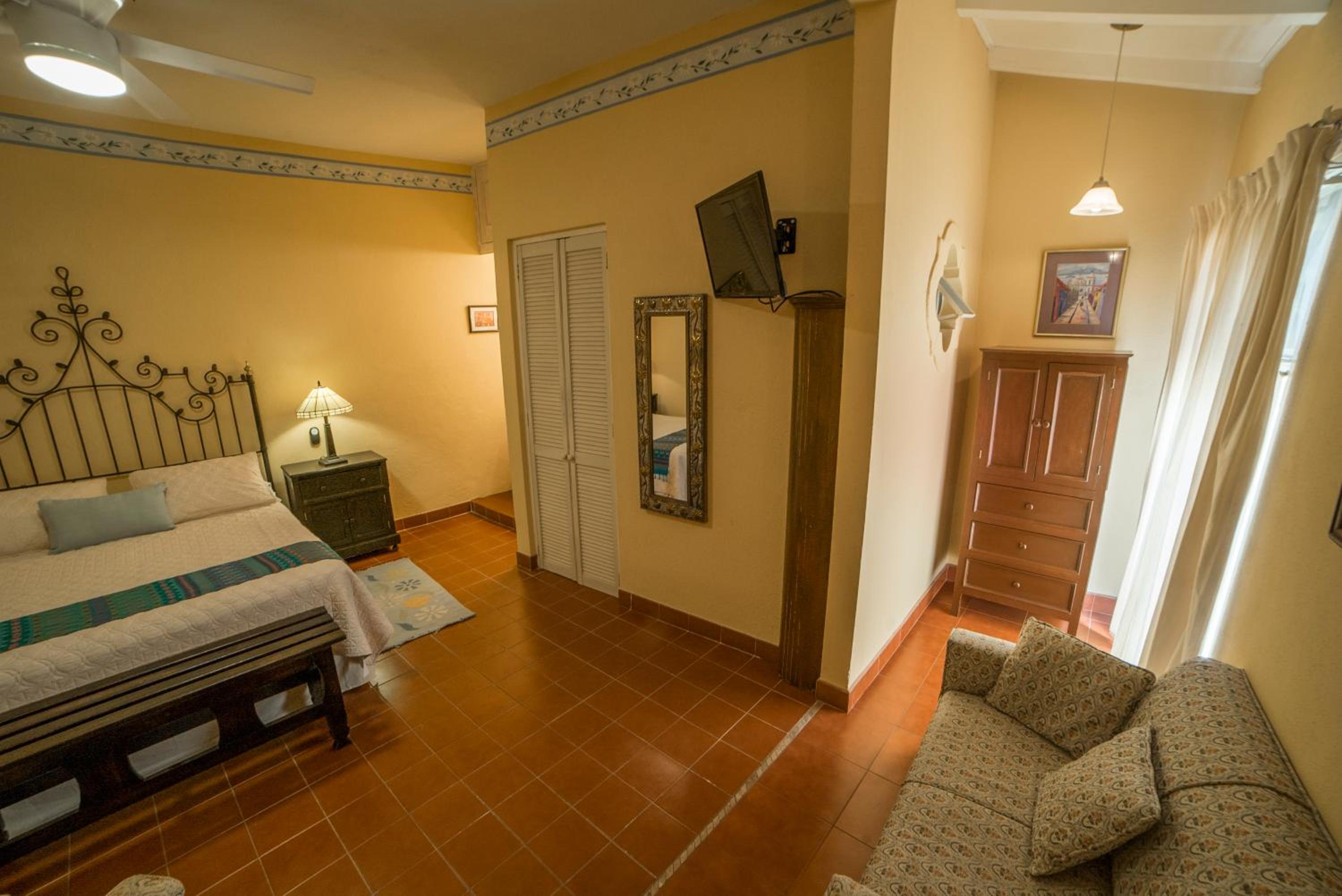 Queen Room