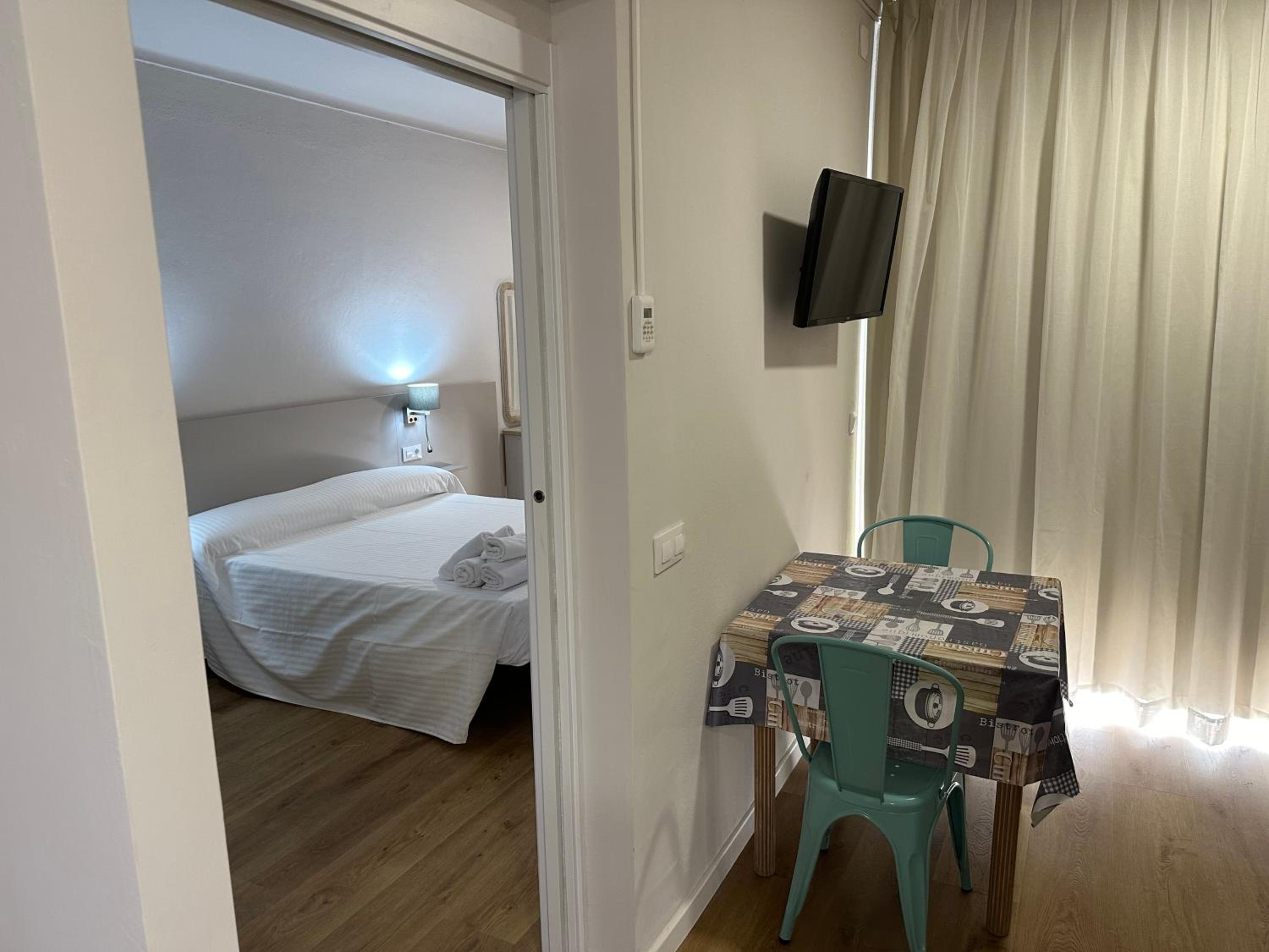 Suite - Photo 2
