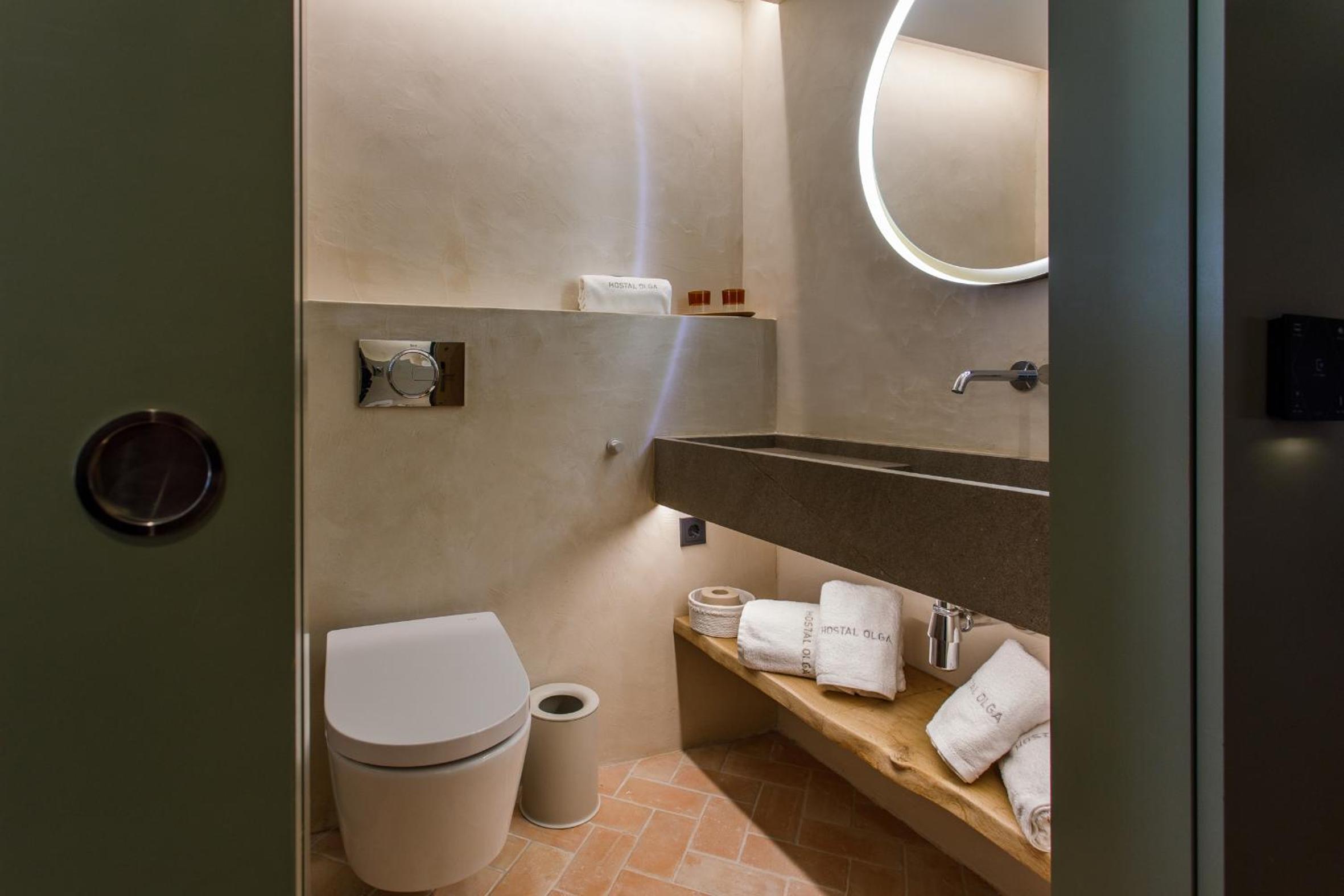 Double Room - Photo 2
