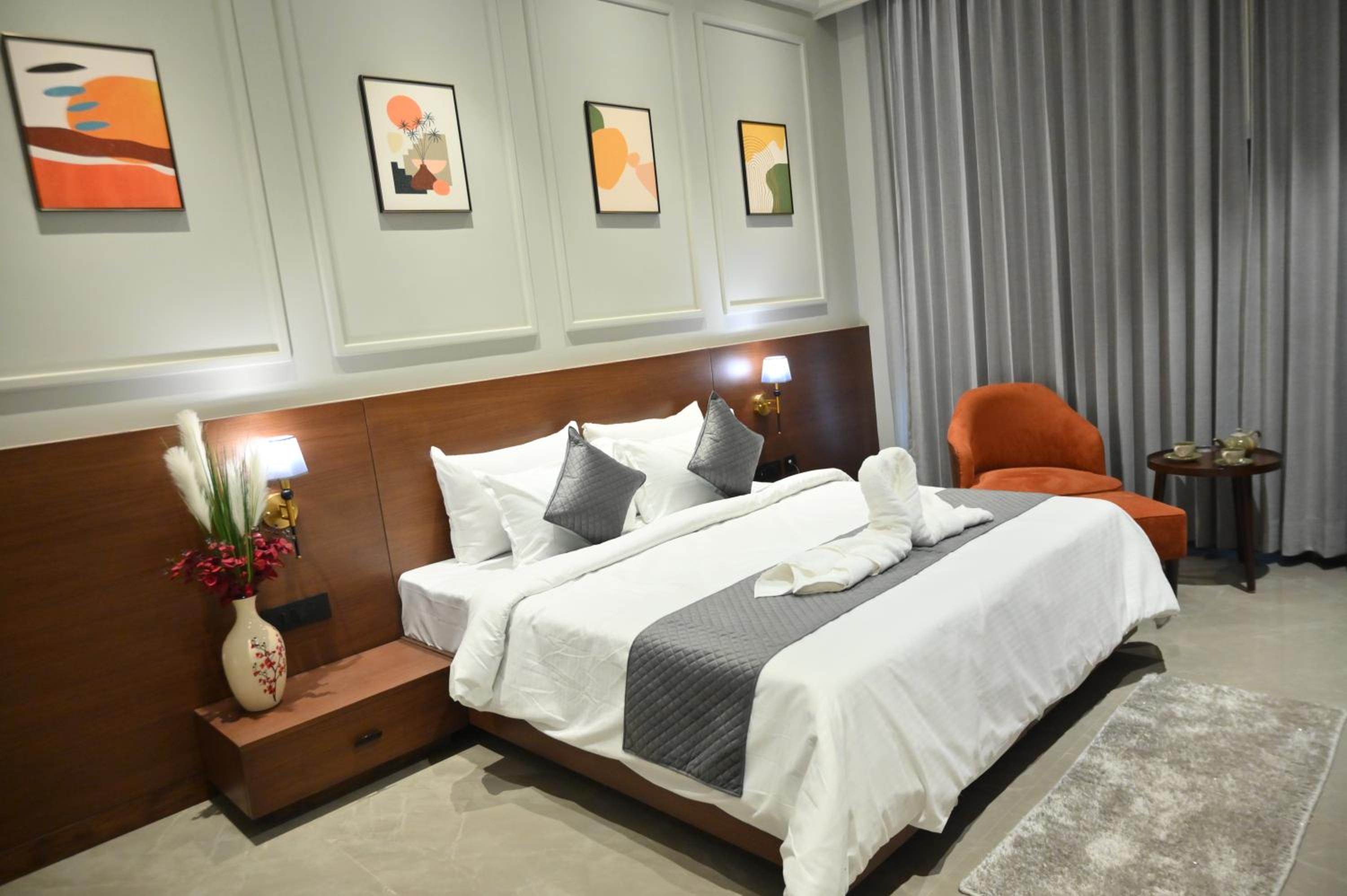 Deluxe Double Room - Photo 1