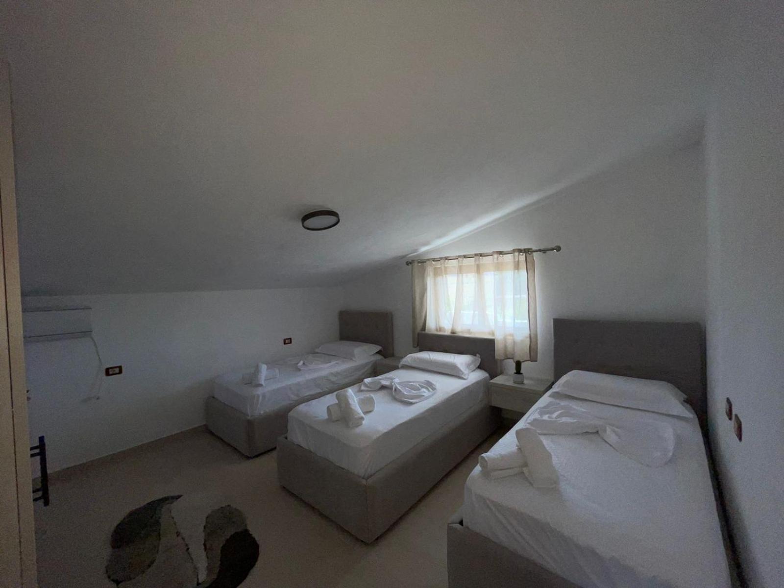 Standard Triple Room photo 3
