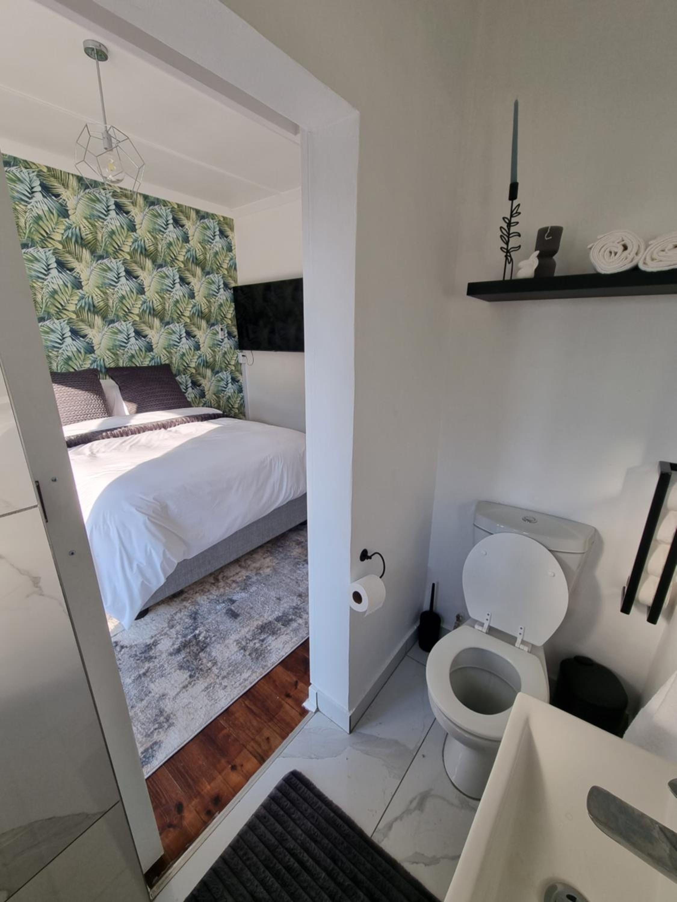 One-Bedroom House photo 2