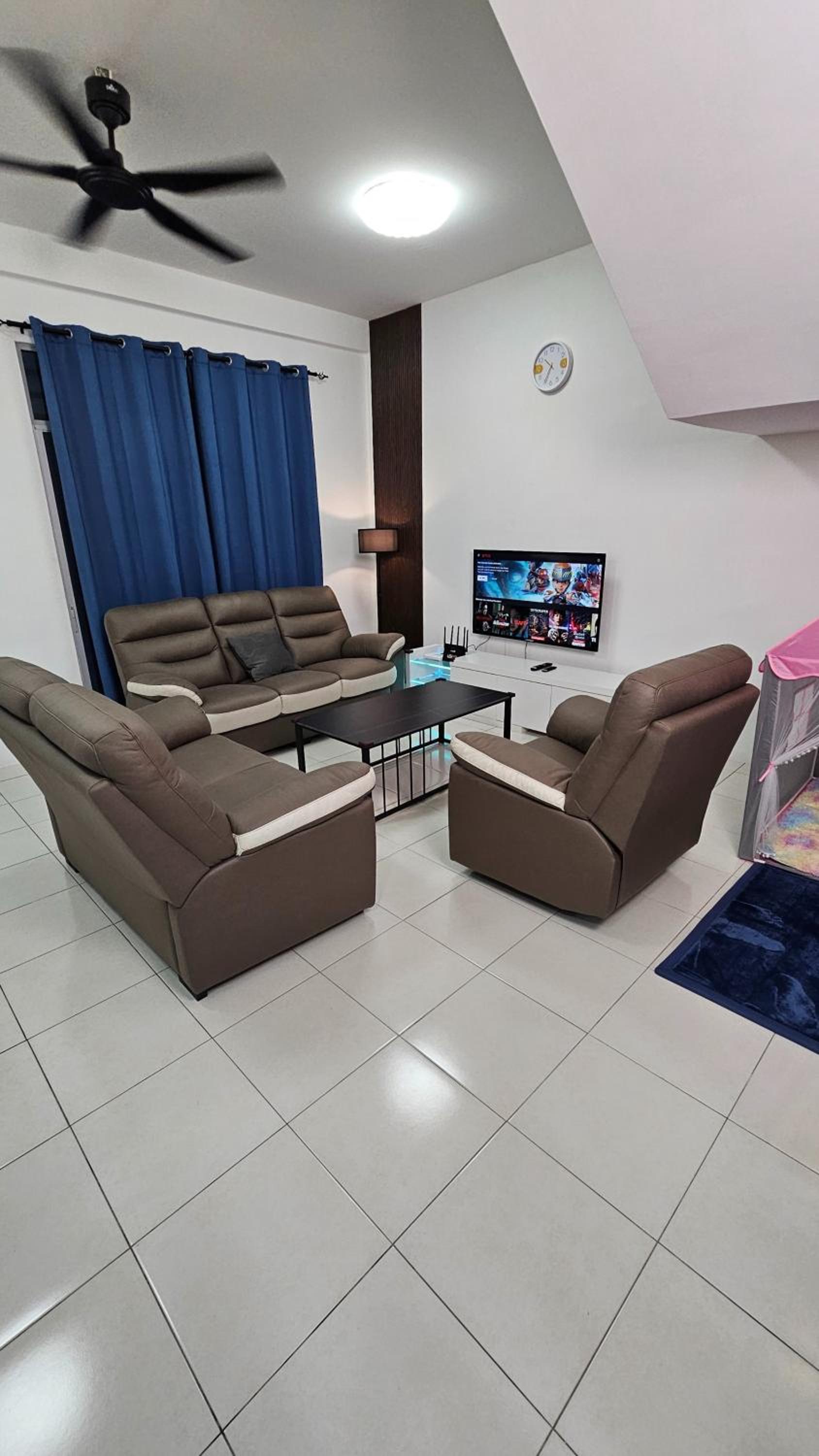 Four-Bedroom House photo 1