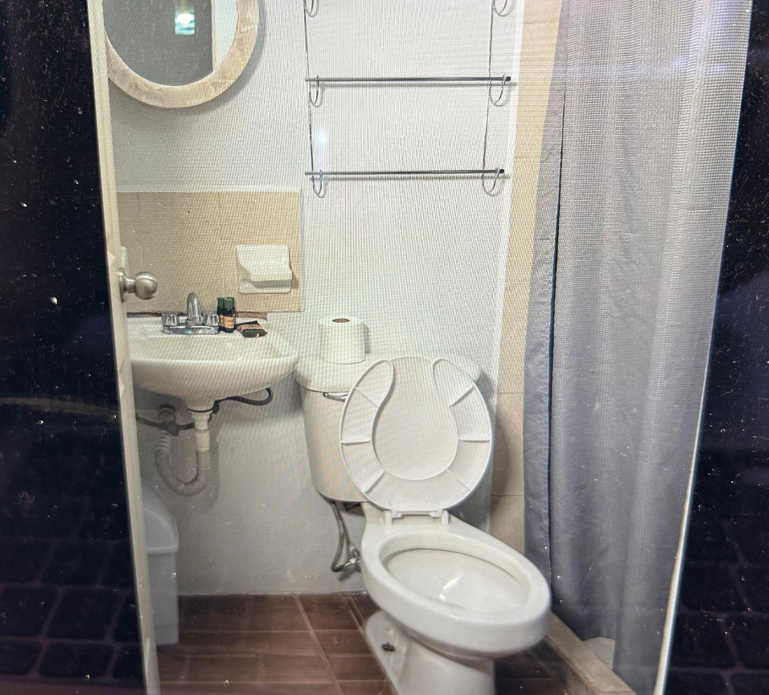 Two-Bedroom House photo 2