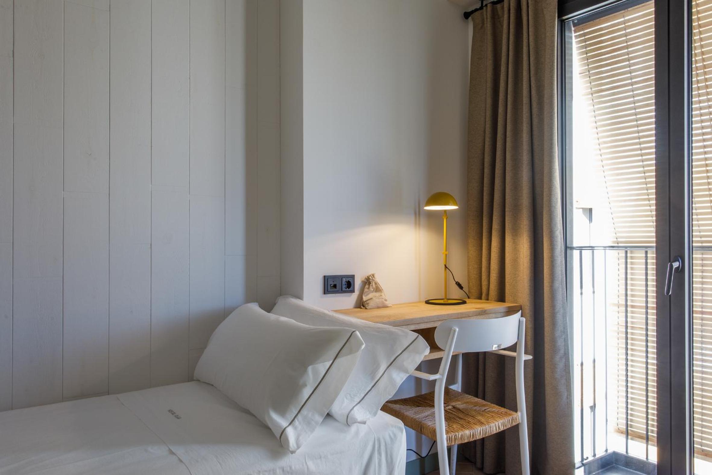 Superior Quadruple Room - Photo 2