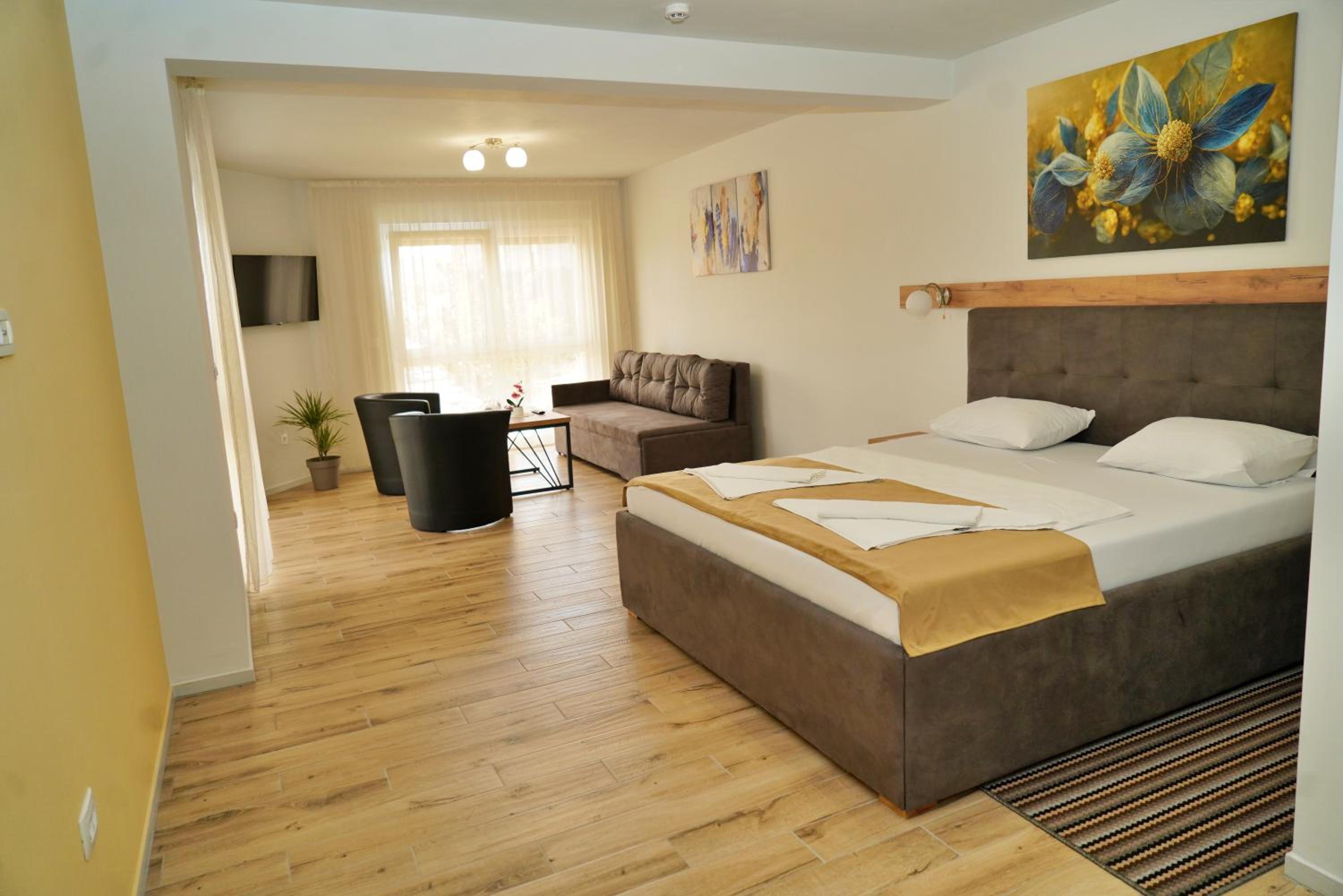 Economy Twin Room