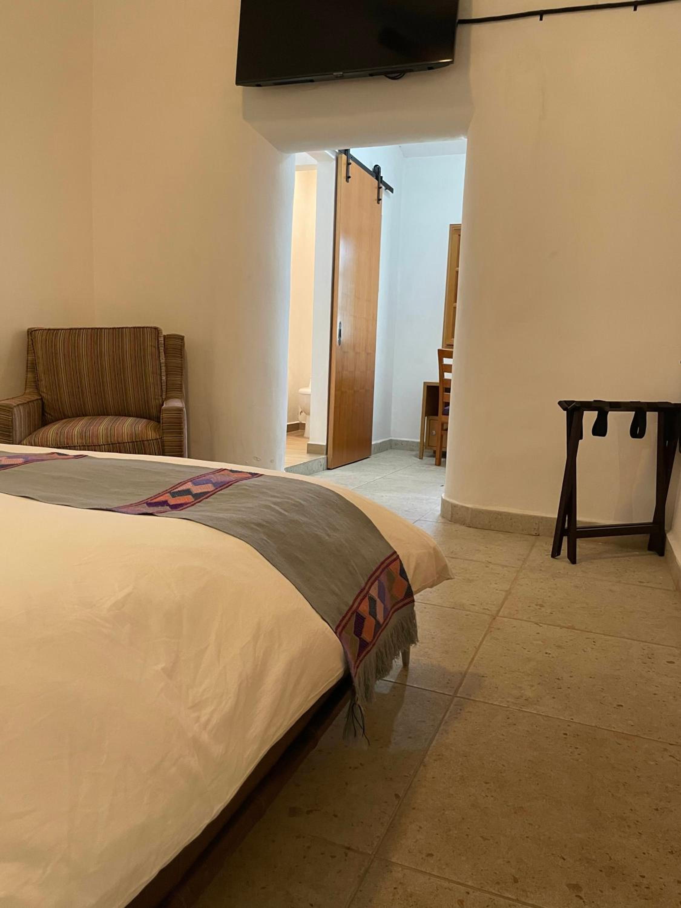 Standard Double Room photo 3