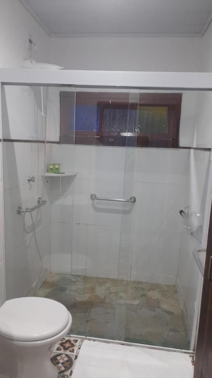 Standard Double Room - Photo 2