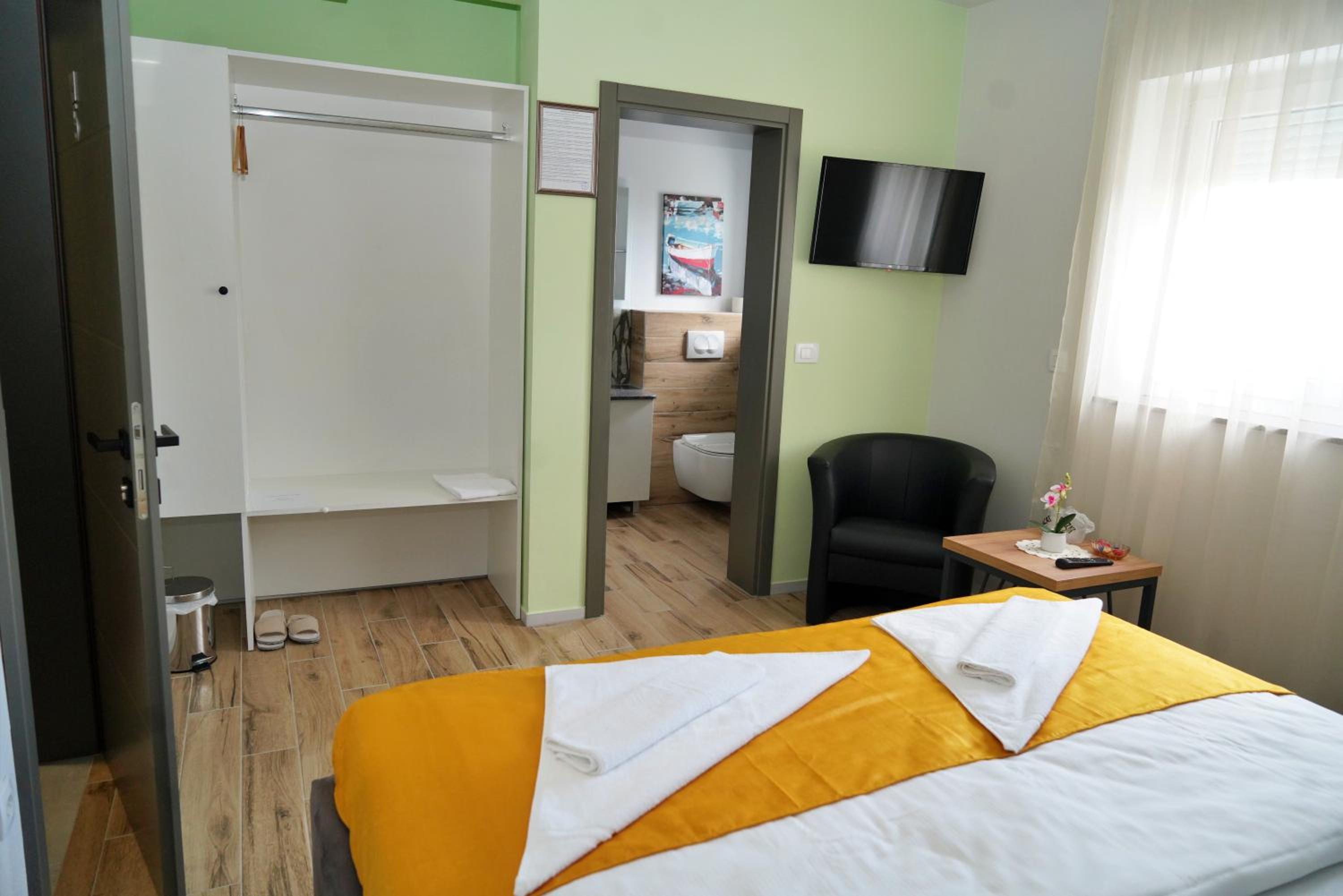 Double Room