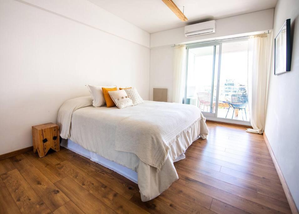 One-Bedroom Apartment photo 3