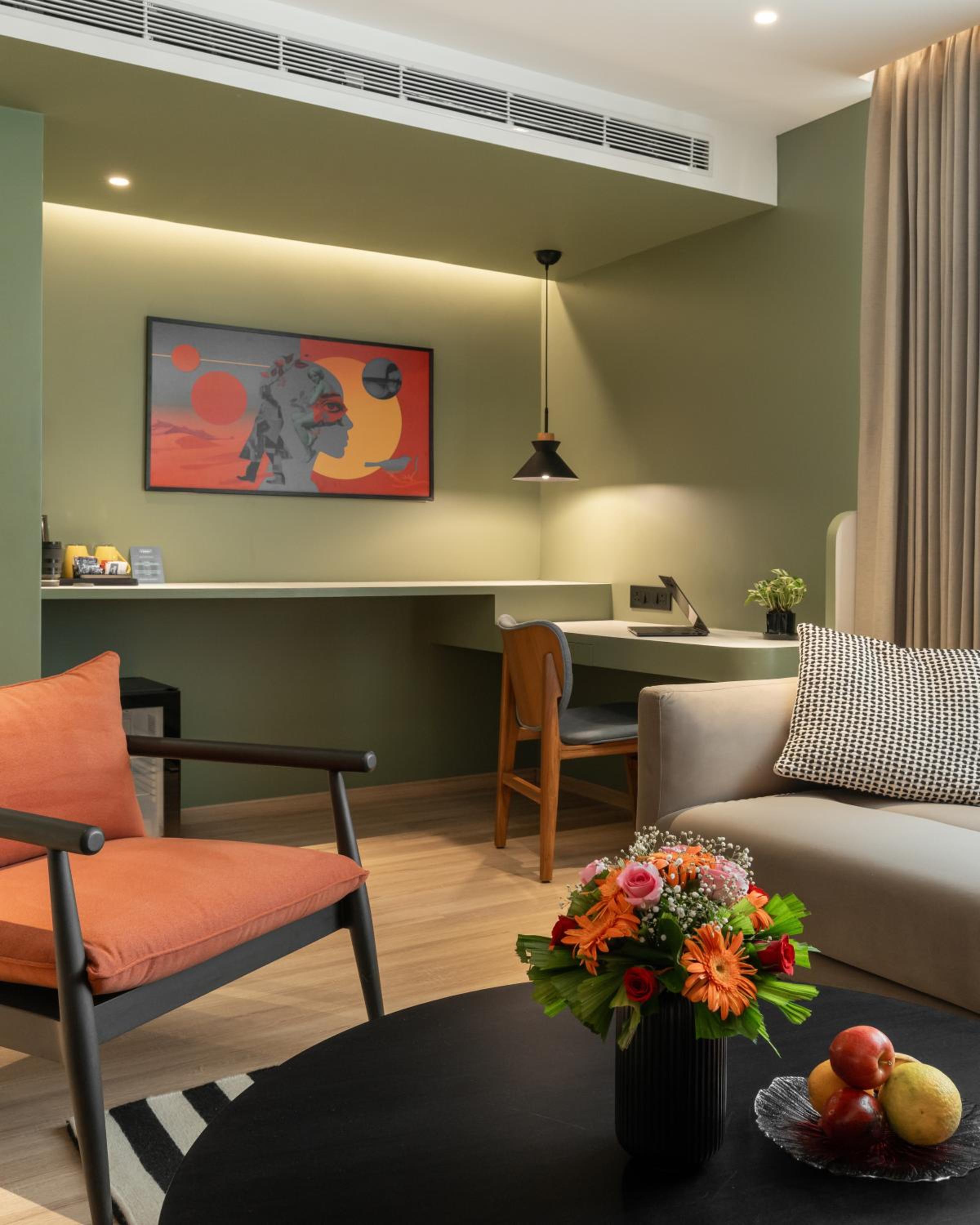 Executive Suite photo 3