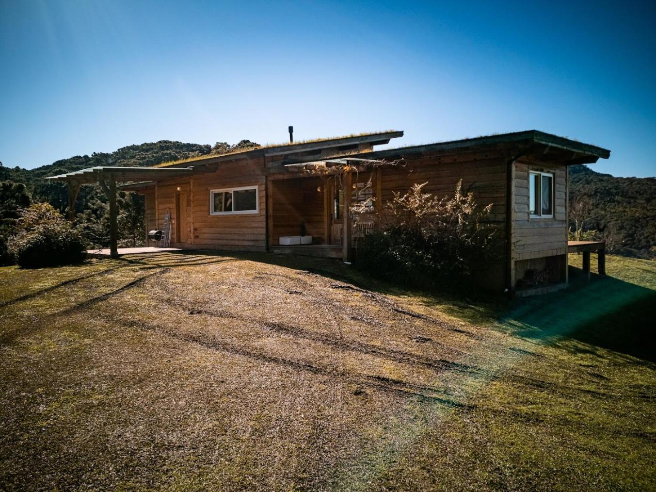 Two-Bedroom House photo 2