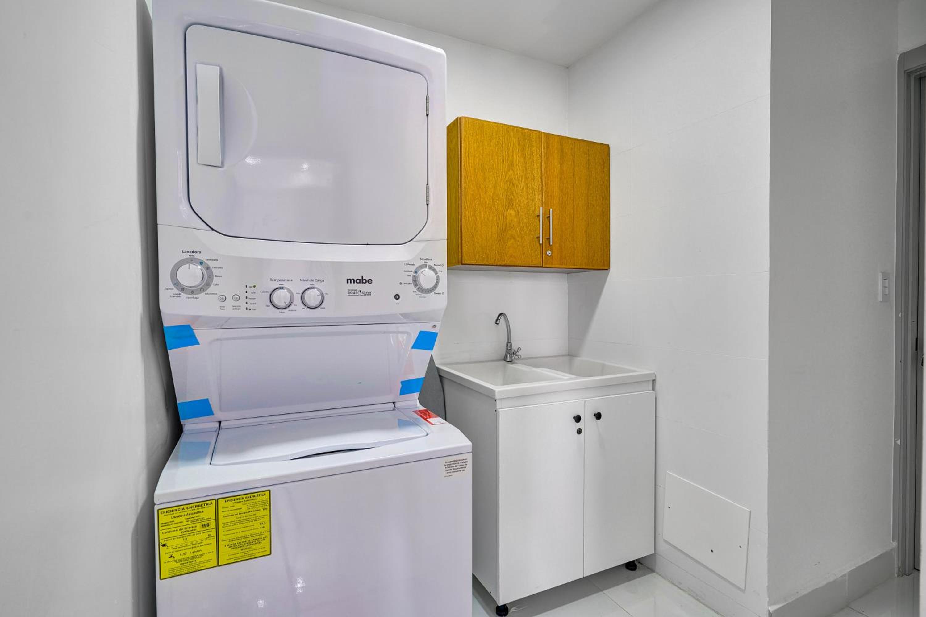 One-Bedroom Apartment - Photo 27
