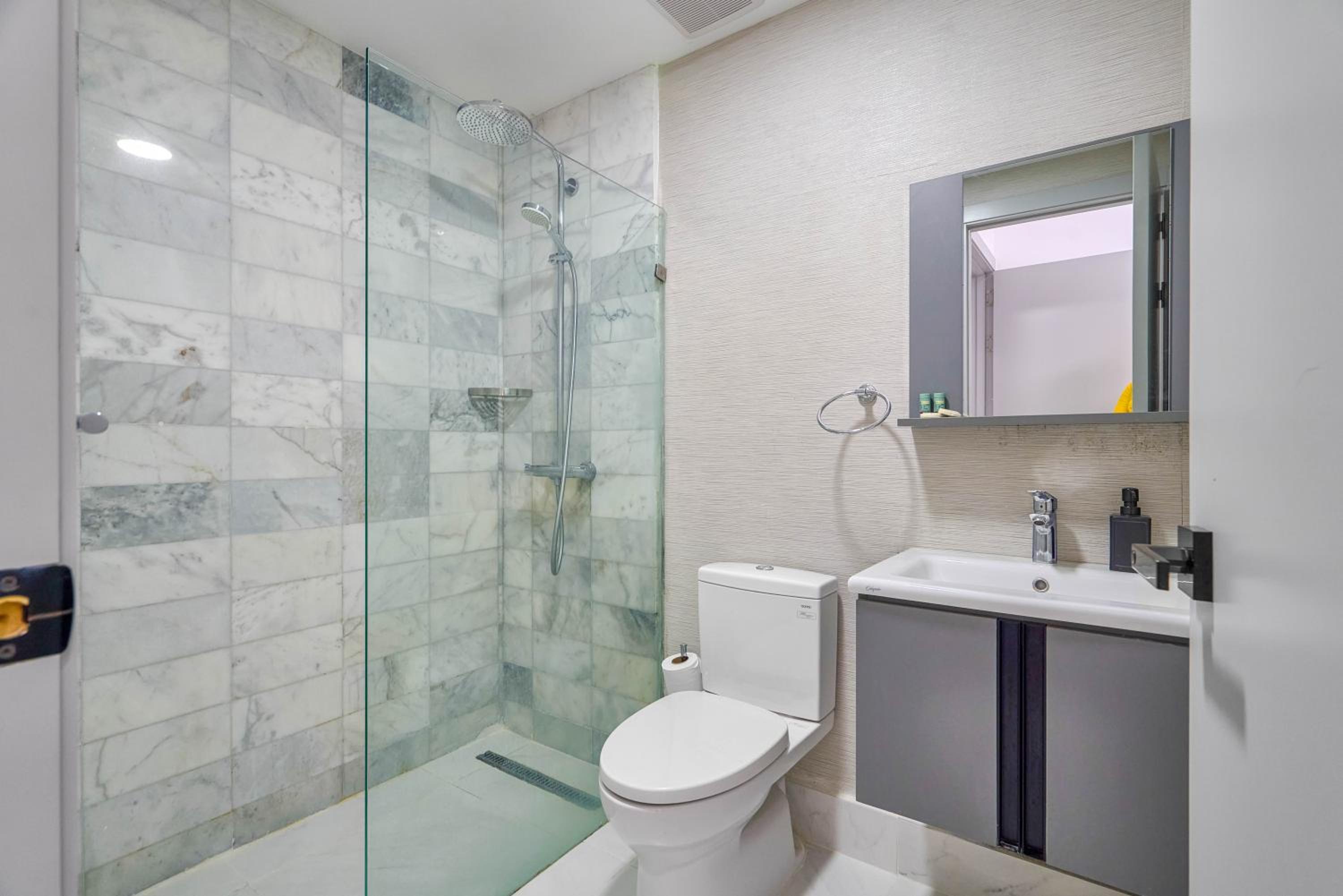 One-Bedroom Apartment - Photo 16