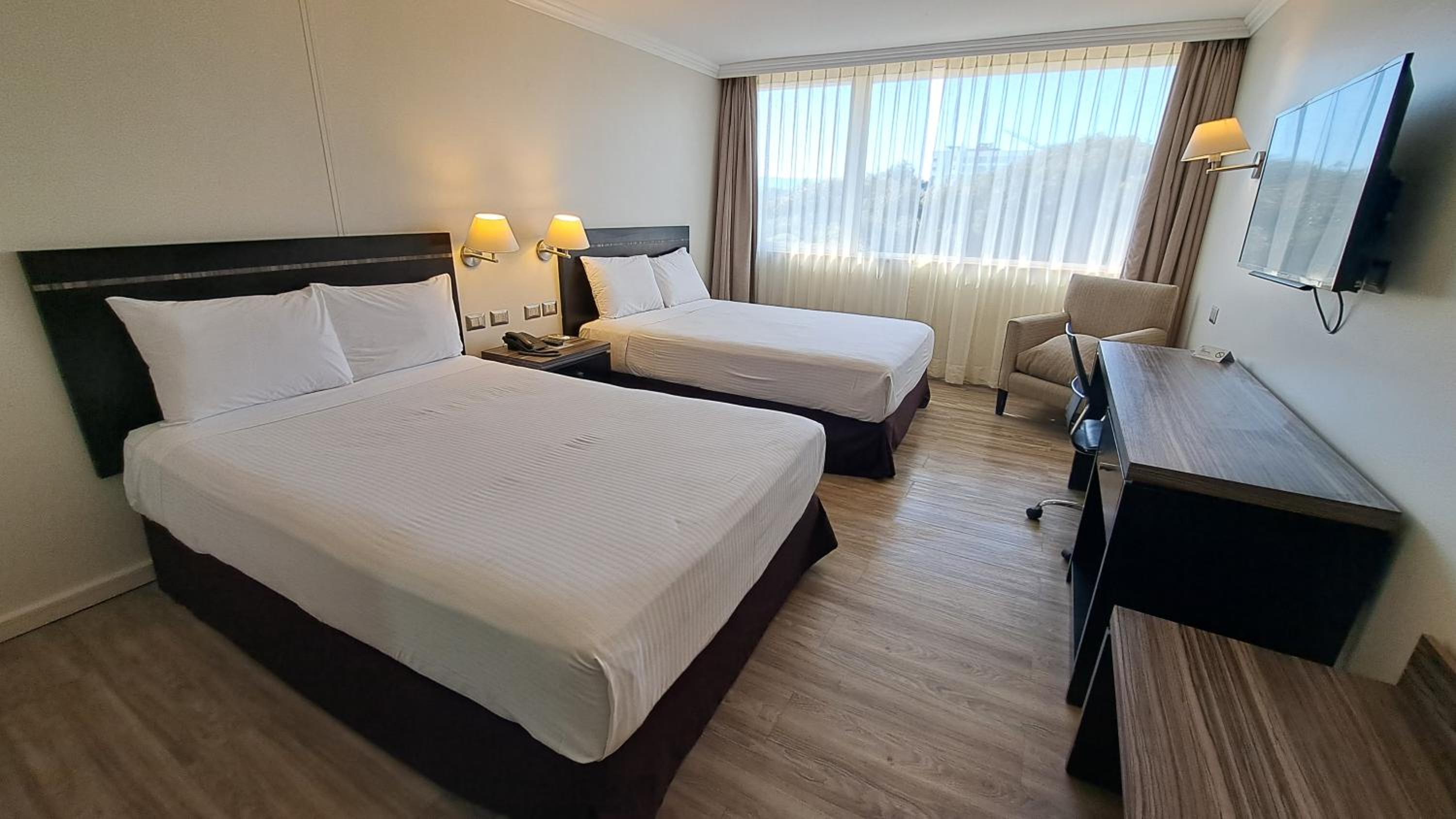 Twin Room with Partial Sea View photo 1