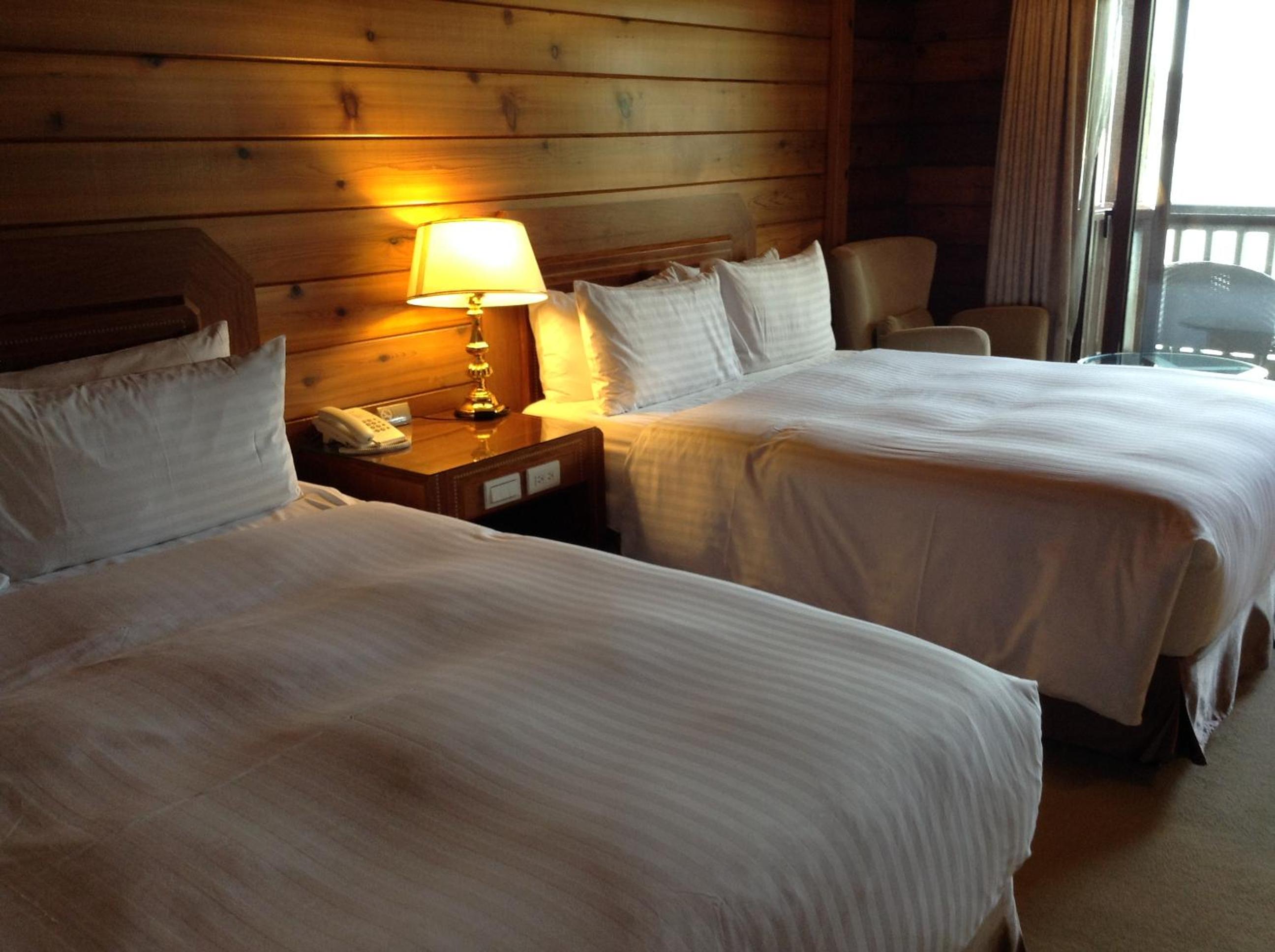 Quadruple Room with Lake View photo 3