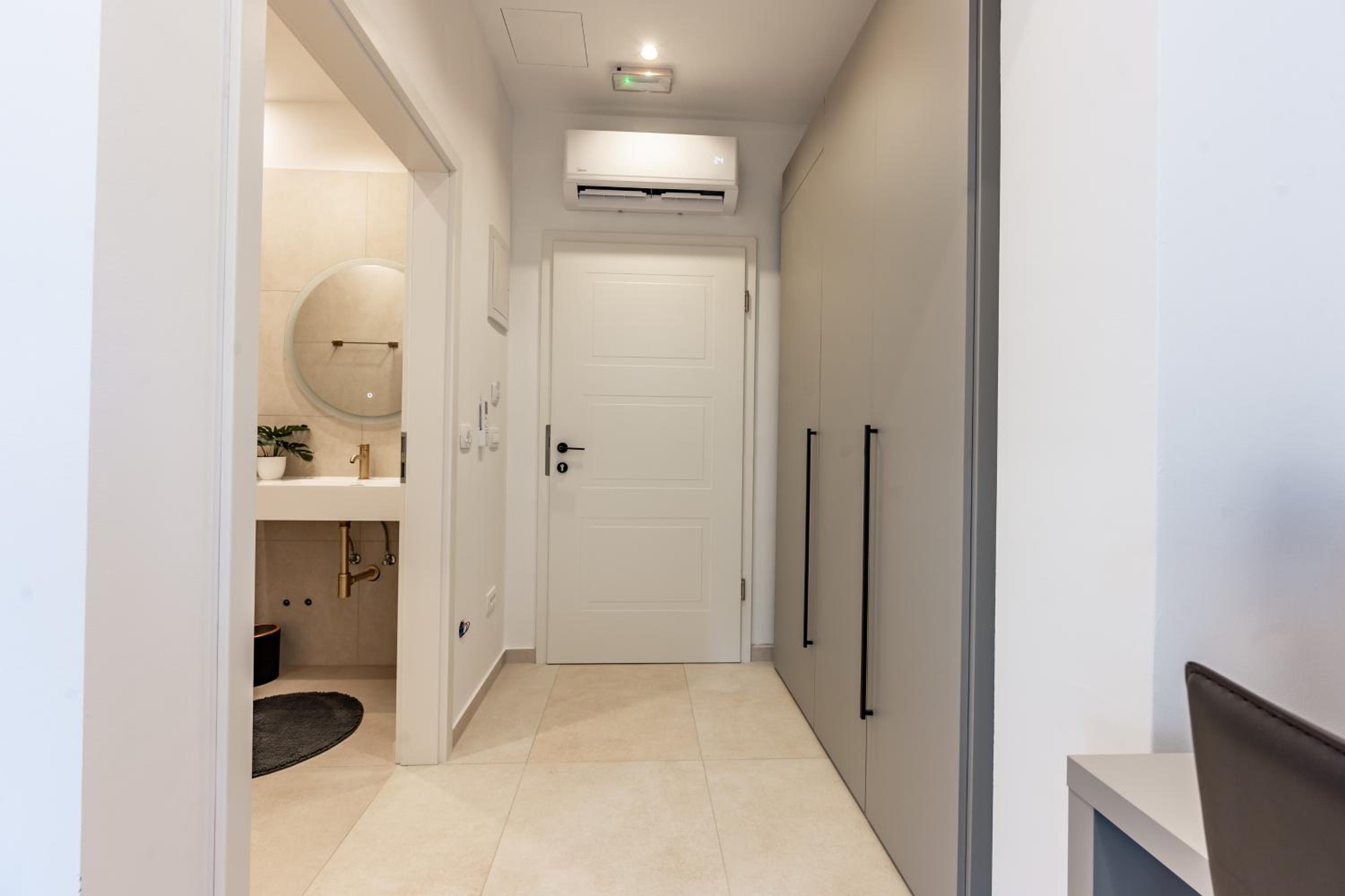 Superior Double or Twin Room - Photo 21