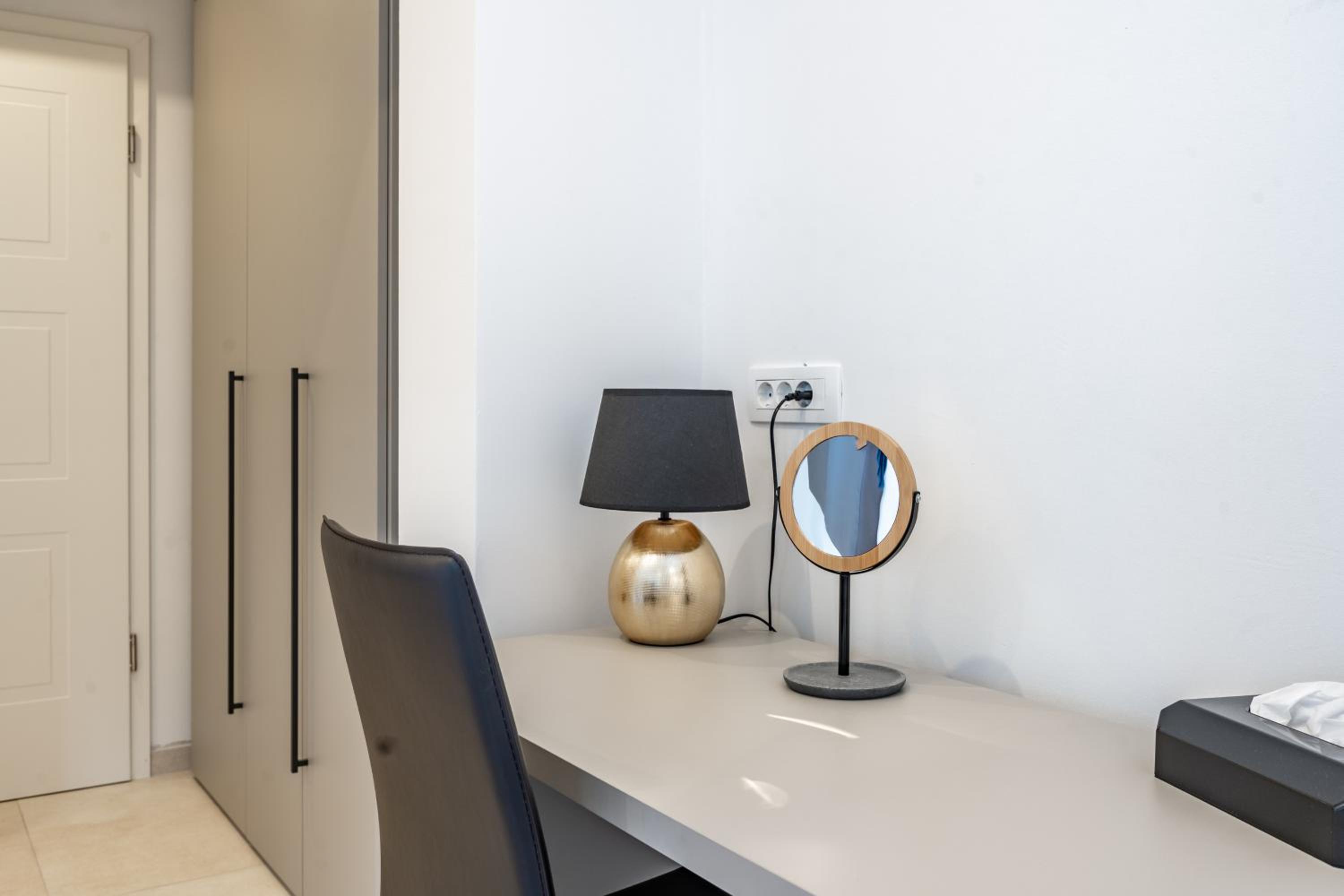 Superior Double or Twin Room - Photo 28