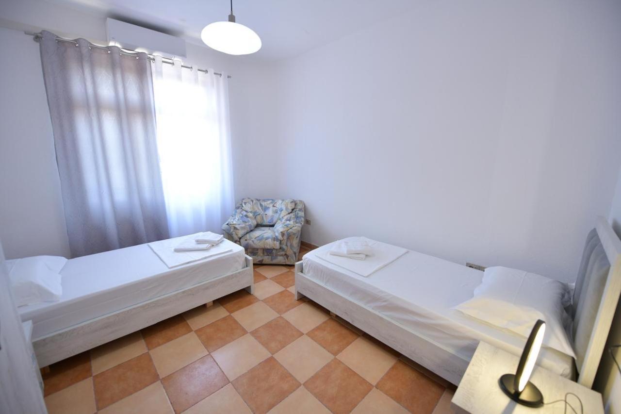 Three-Bedroom Villa photo 2