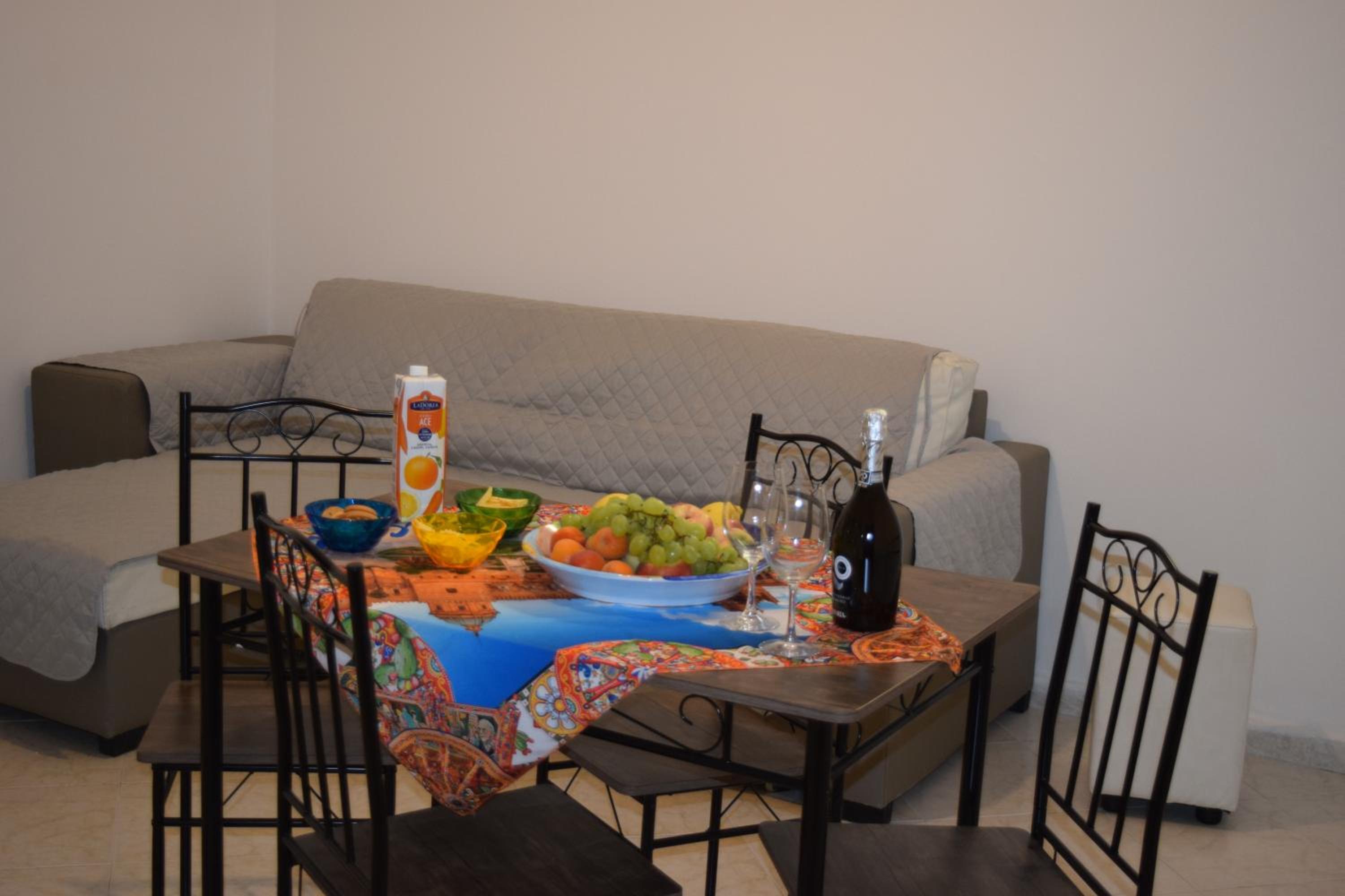 Two-Bedroom Apartment photo 3