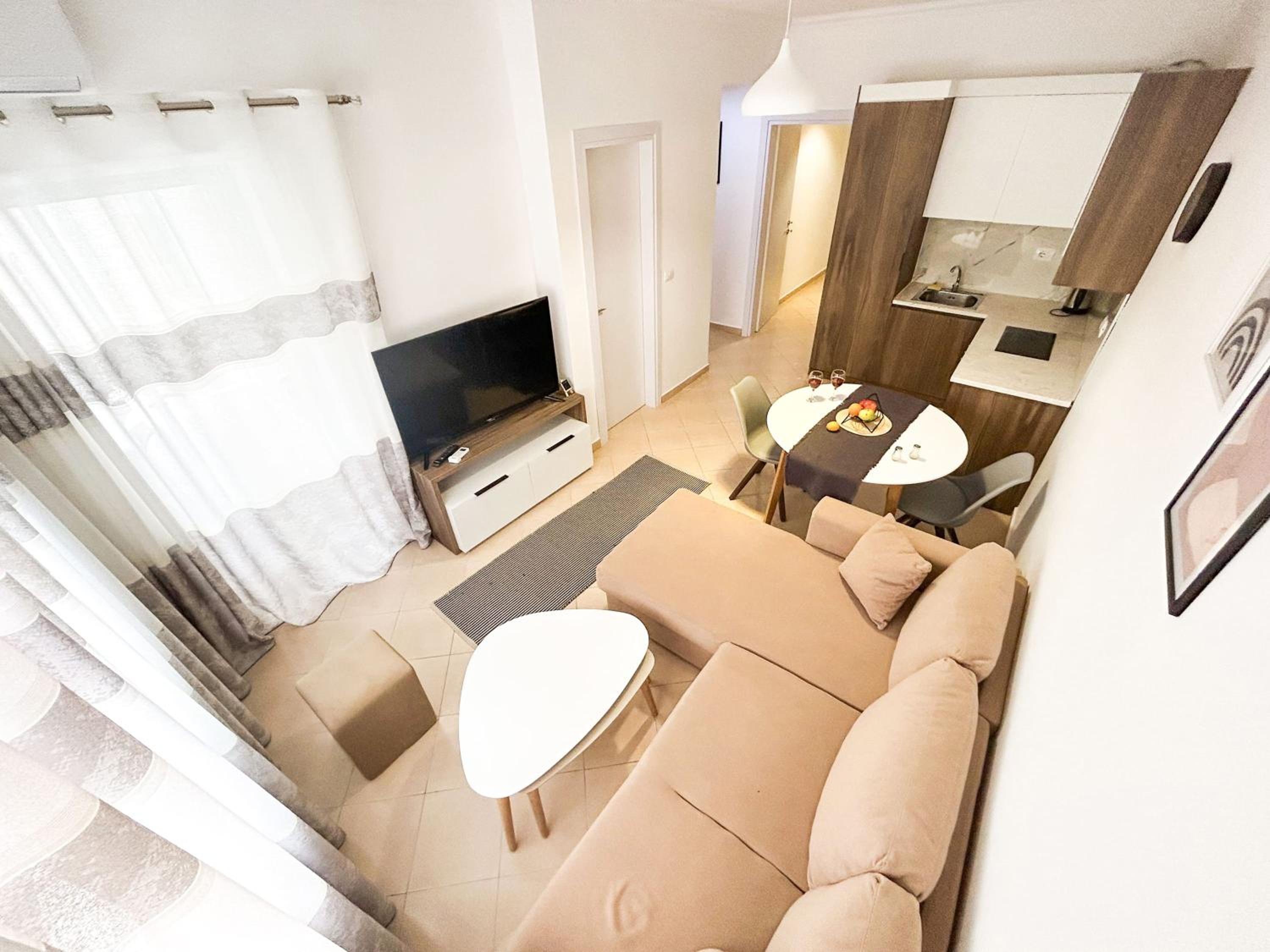 Deluxe Apartment