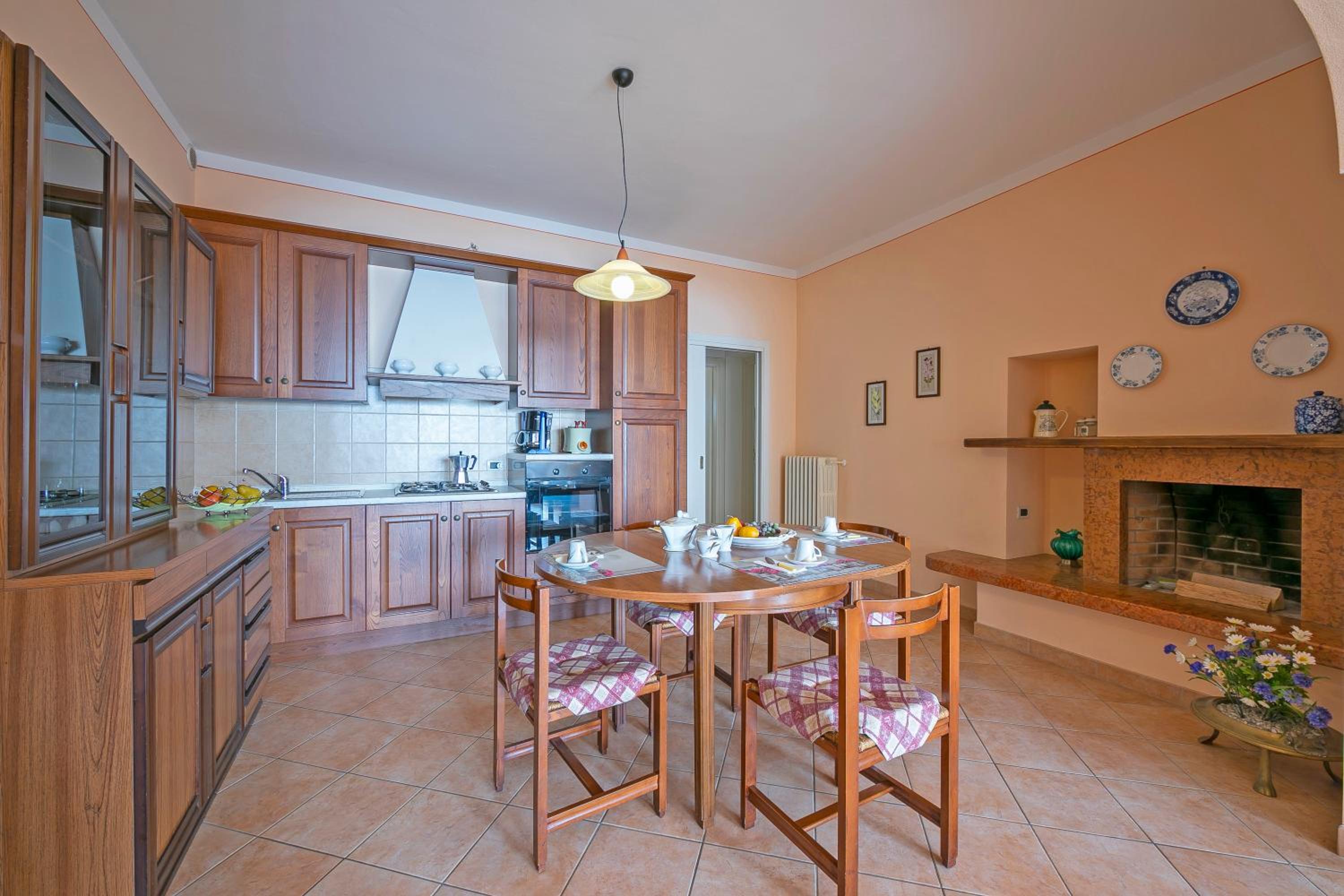 Three-Bedroom House photo 3