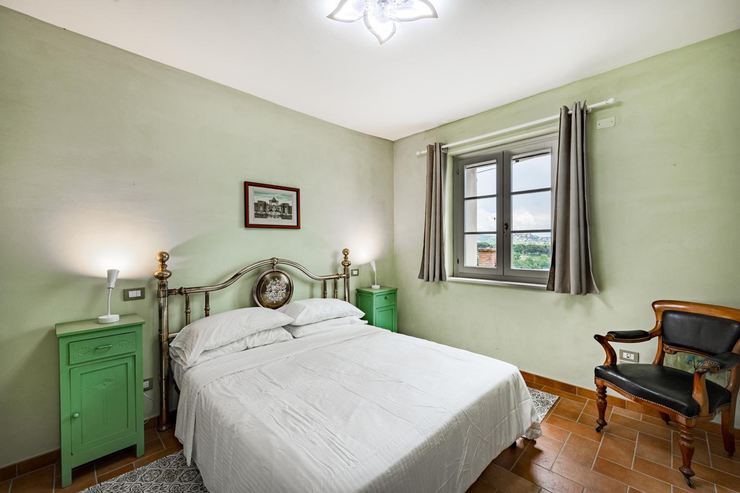 Three-Bedroom House photo 2