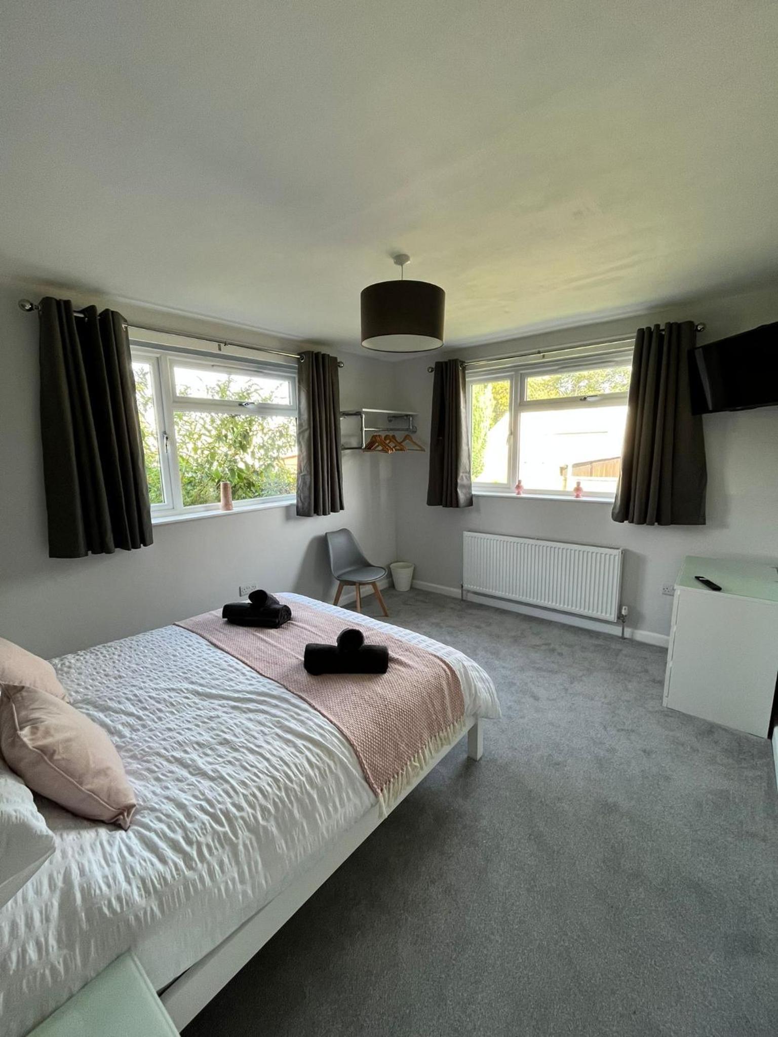 Four-Bedroom House photo 1