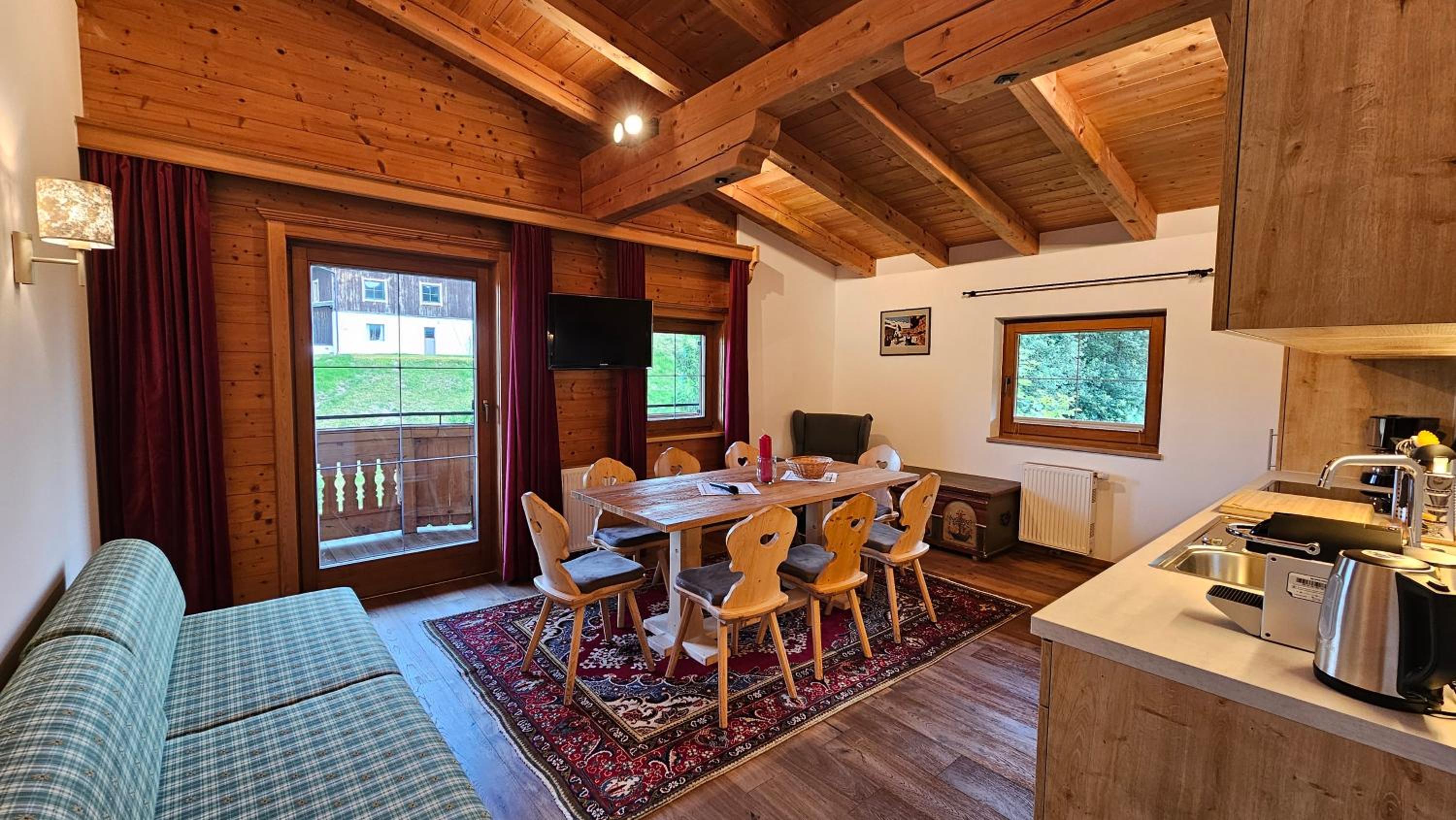Two-Bedroom Apartment with Balcony photo 1