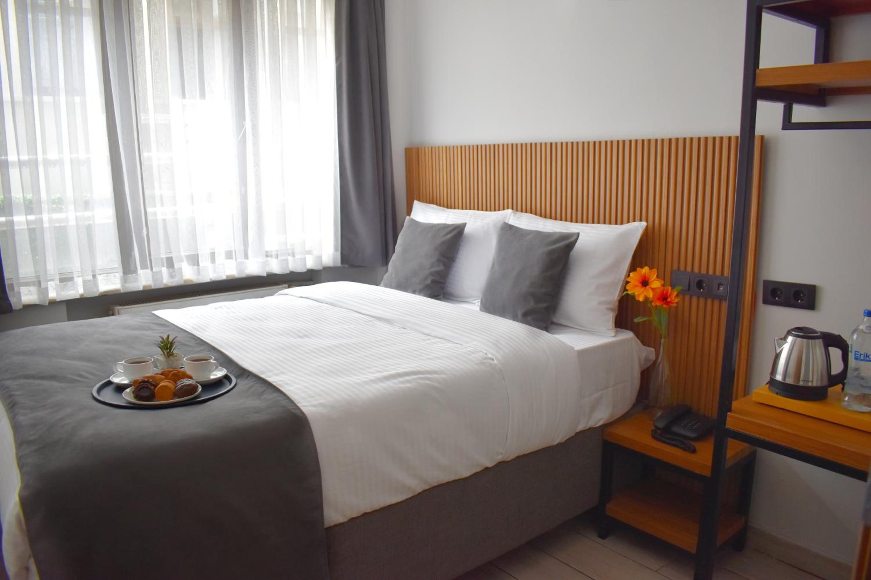 Economy Double Room photo 1